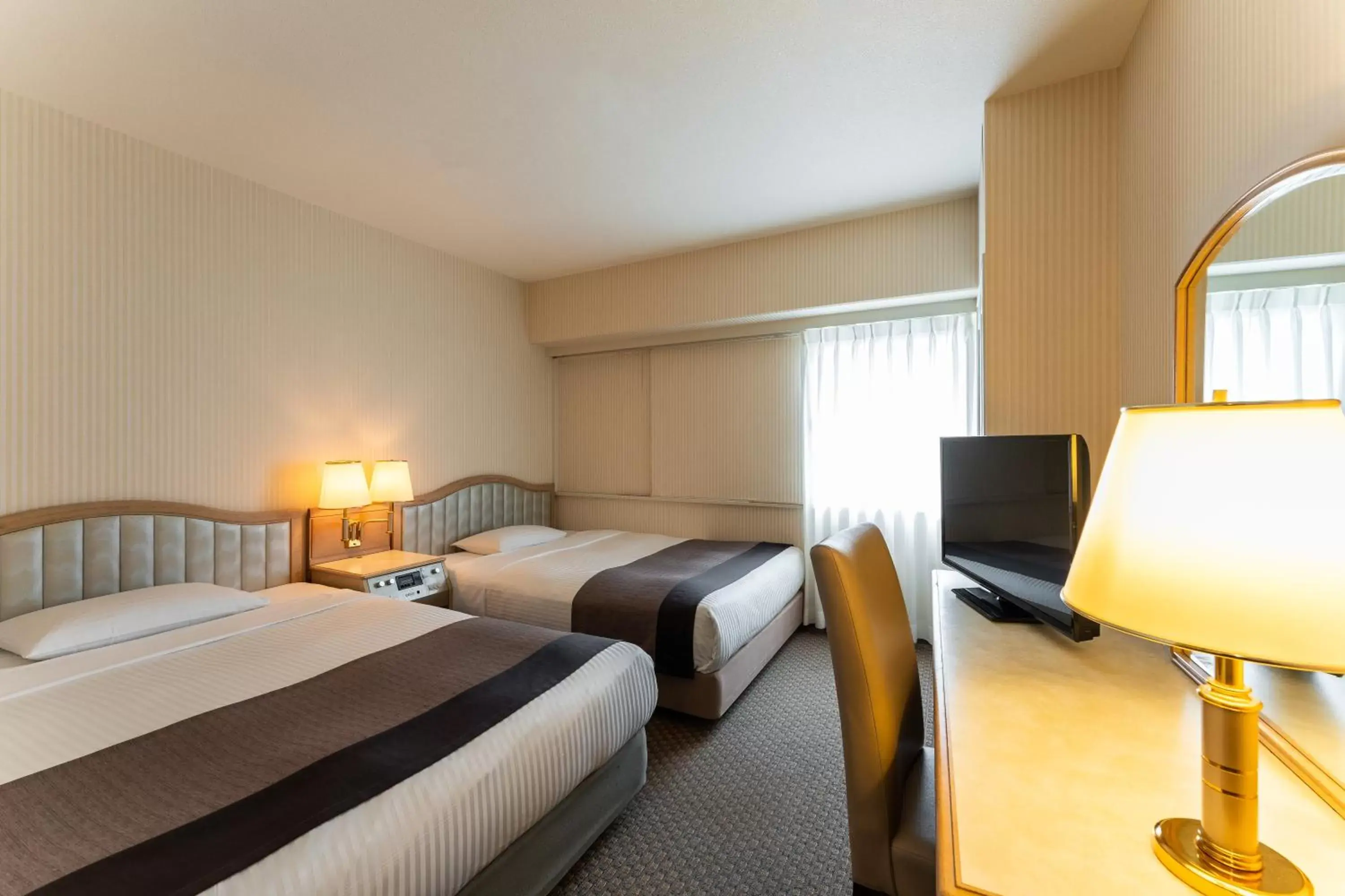 Superior Twin Room - Smoking in HOTEL MYSTAYS Kanazawa Katamachi Superior Twin Room - Smoking in HOTEL MYSTAYS Kanazawa Katamachi