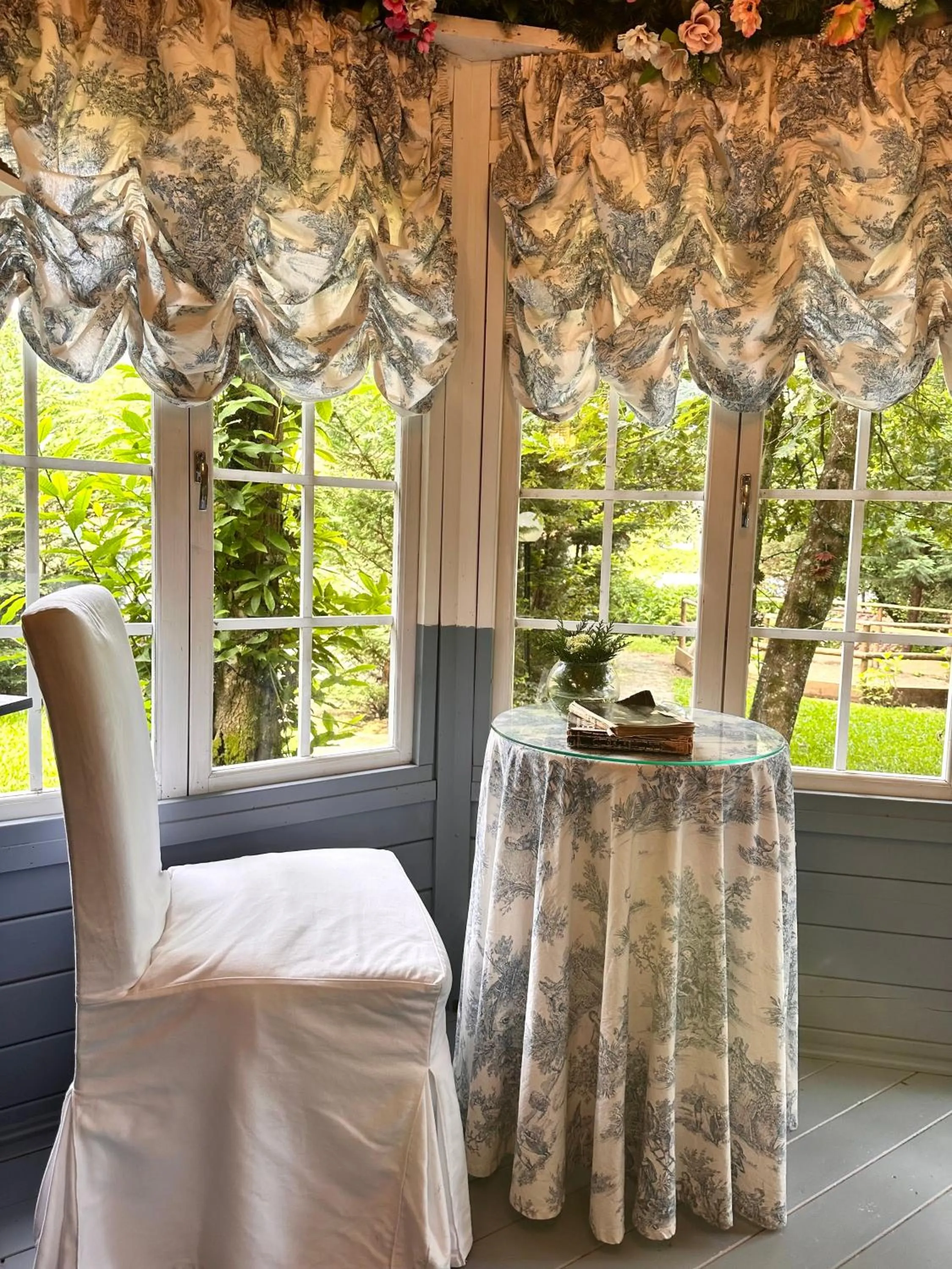 Decorative detail, Bed in Carmo's Boutique Hotel - Small Luxury Hotels of the World