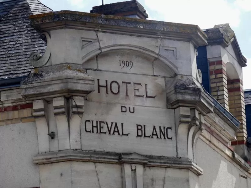 Le Cheval Blanc