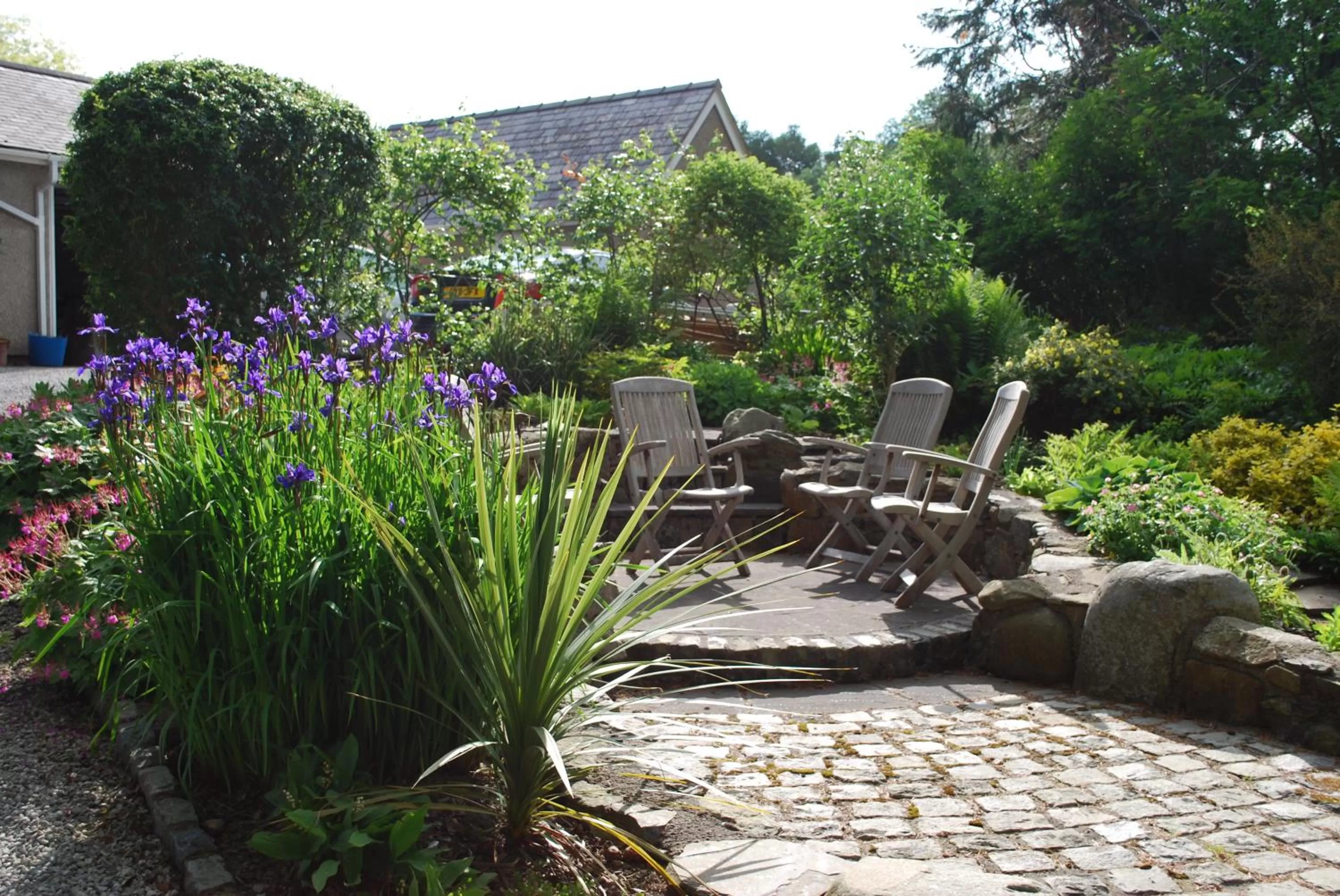 Garden view in The Old Rectory Bed and Breakfast