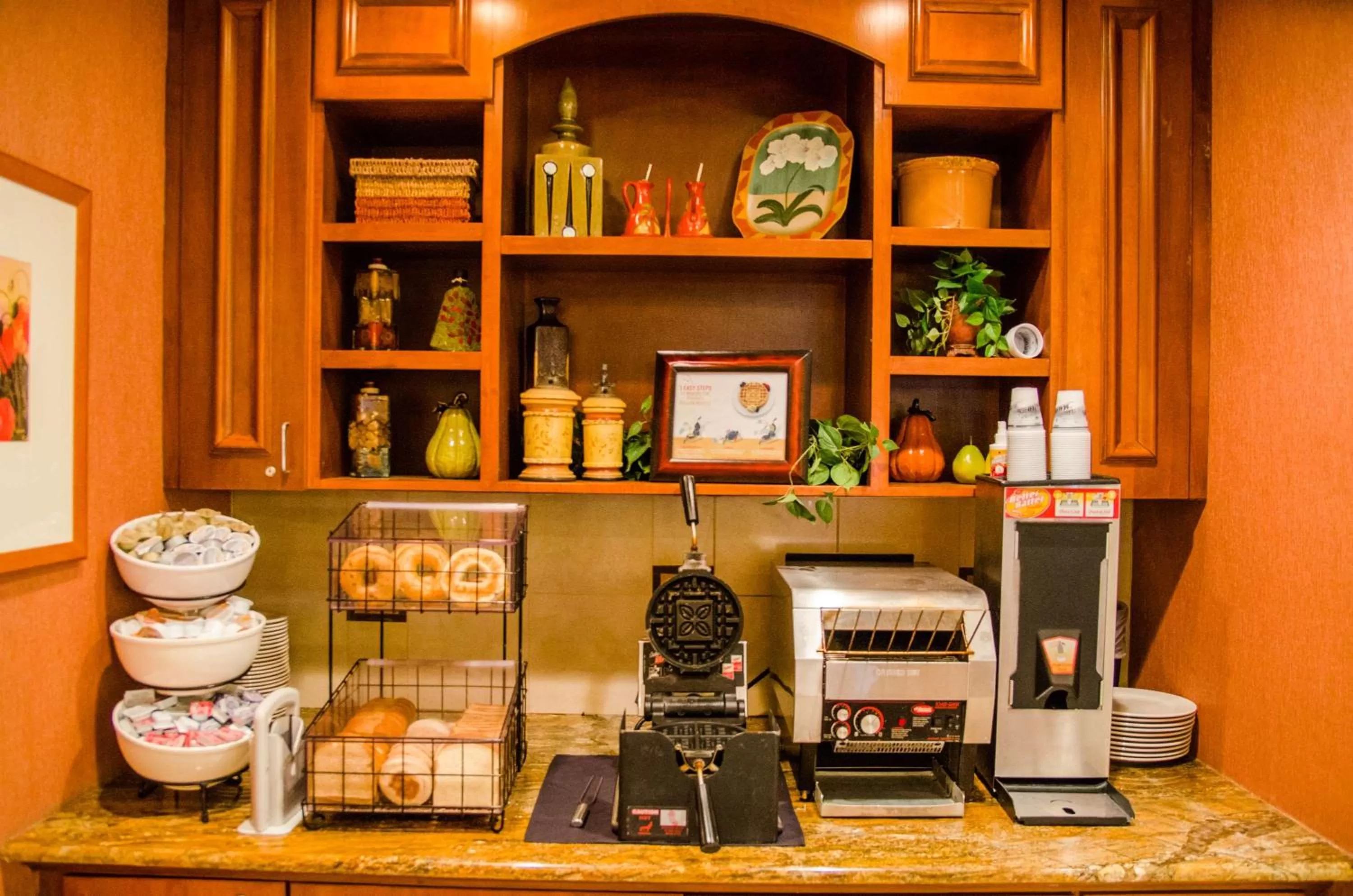 Dining area in Hilton Garden Inn Bowling Green