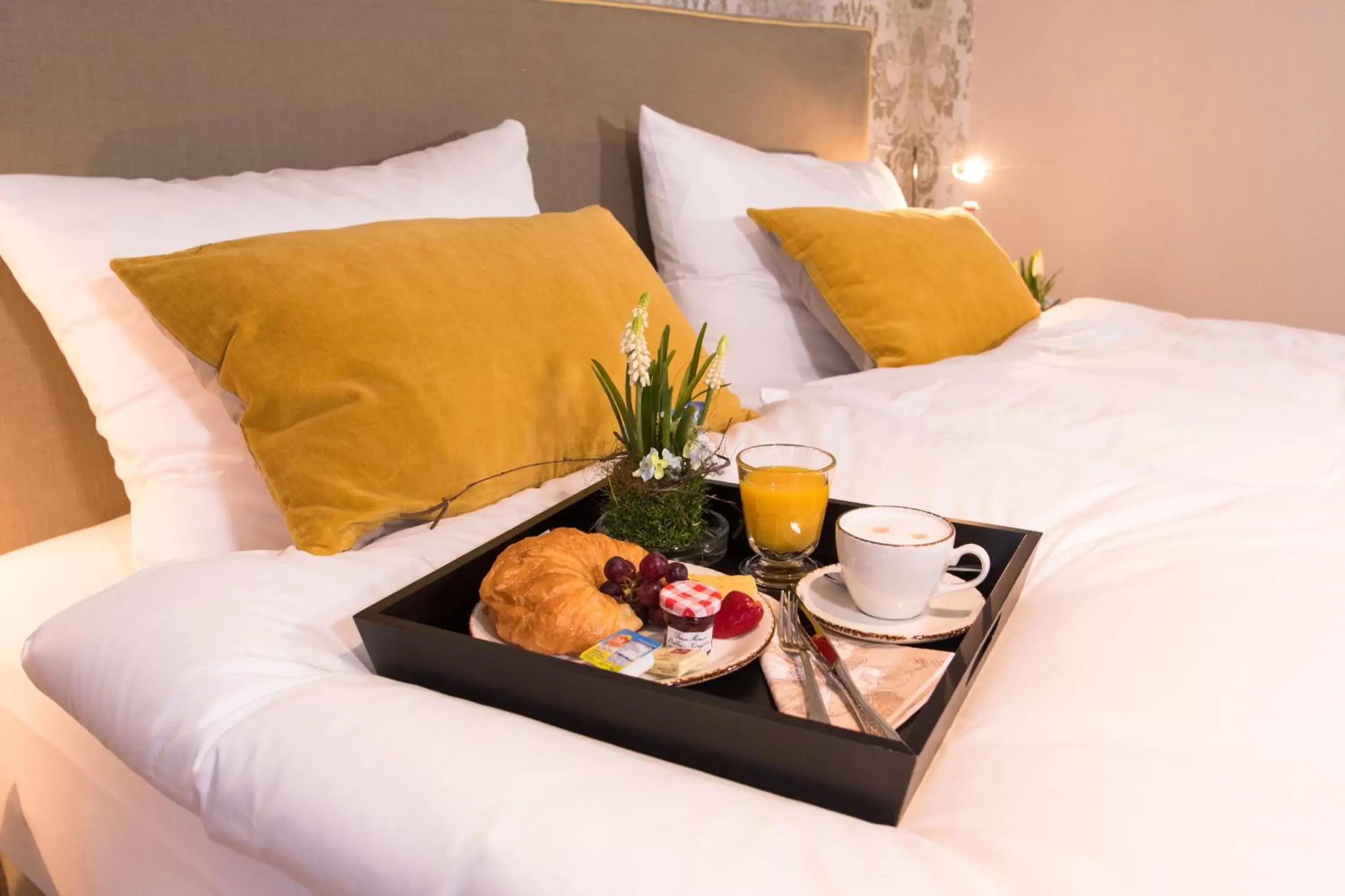 Deluxe Double Room - single occupancy in Visbeker Deern Hotel Garni Deluxe Double Room - single occupancy in Visbeker Deern Hotel Garni