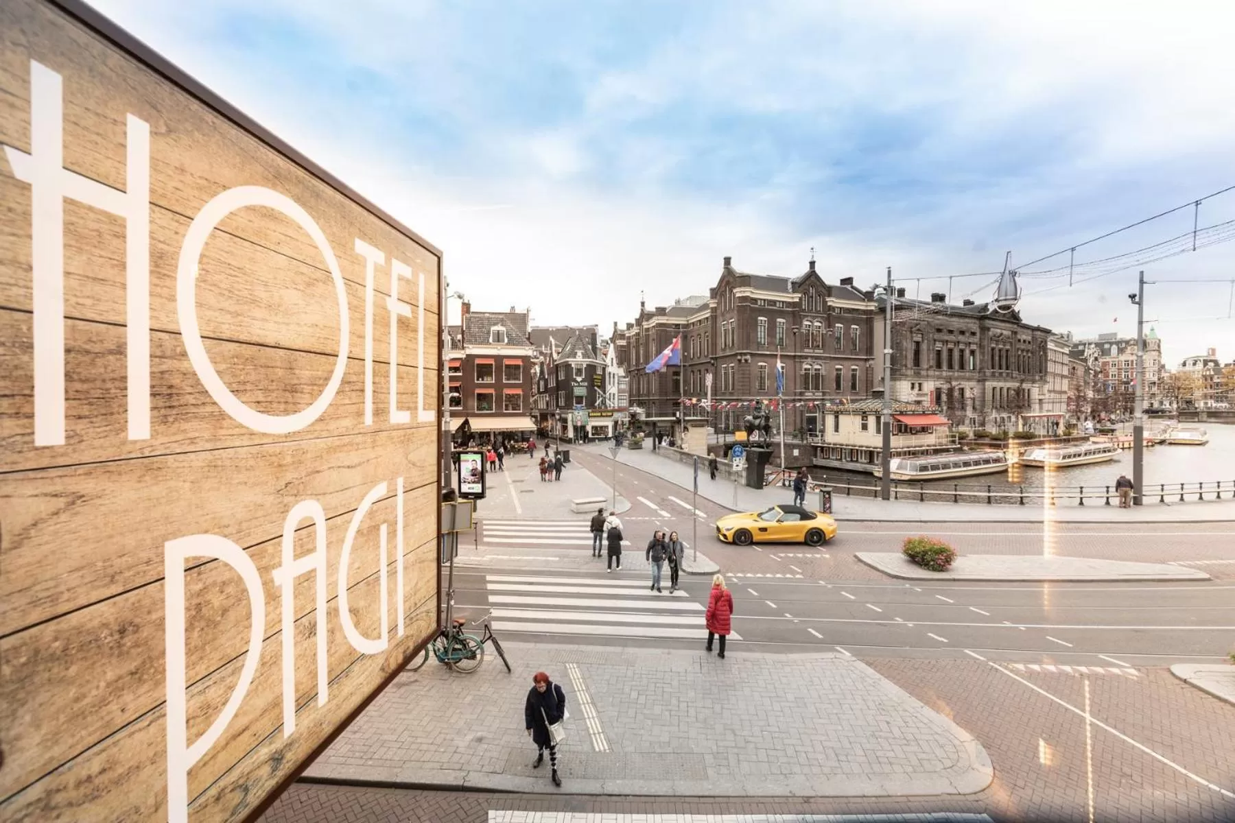 Property building in Hotel Pagi