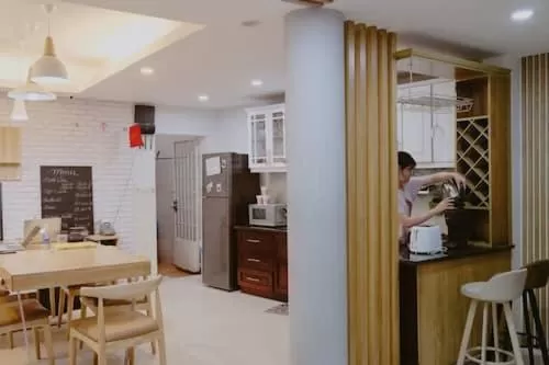 HOSTIE SAIGON [WANDERLUST Home]