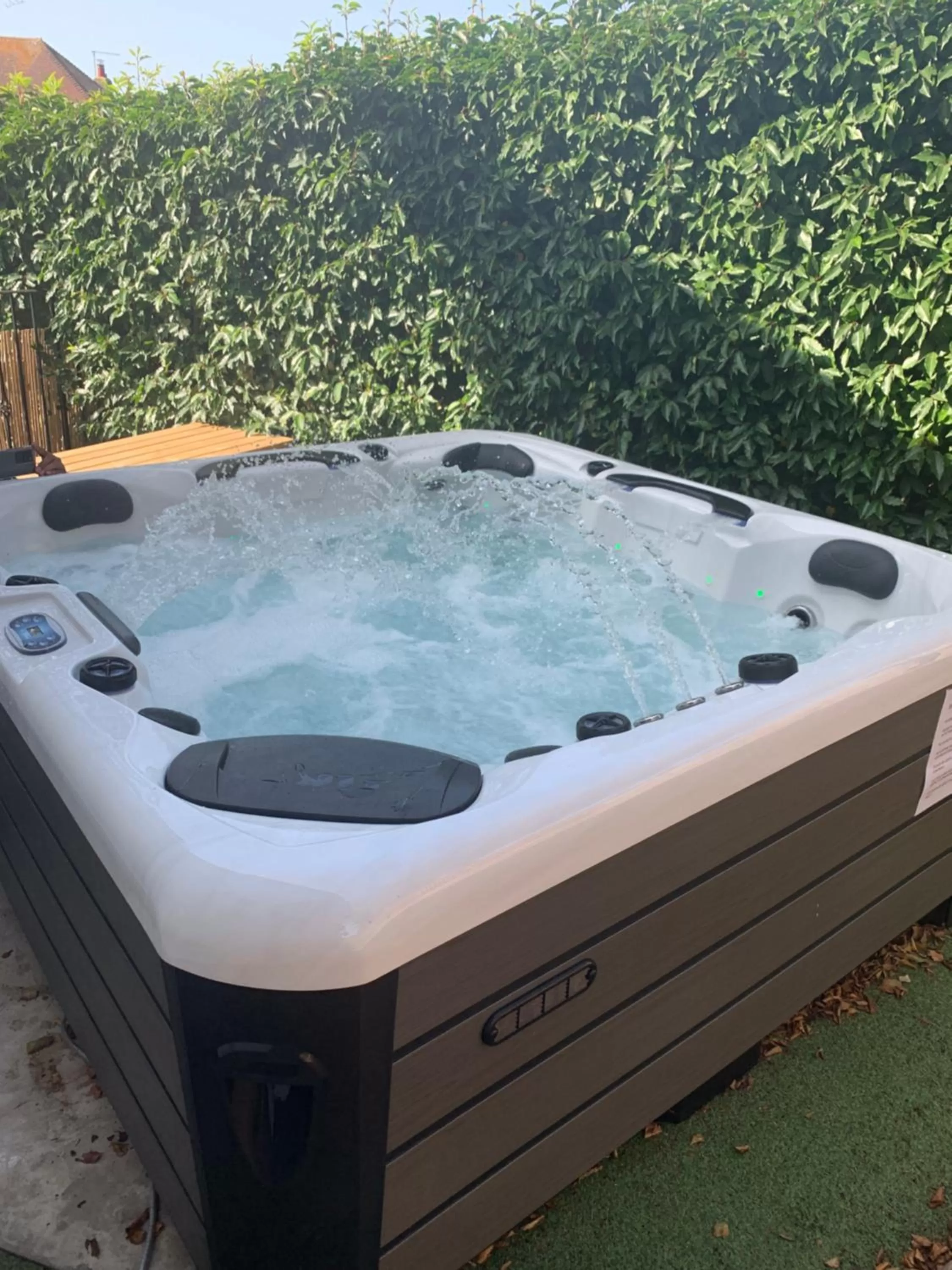 Hot Tub in NORTHRISE RETREAT