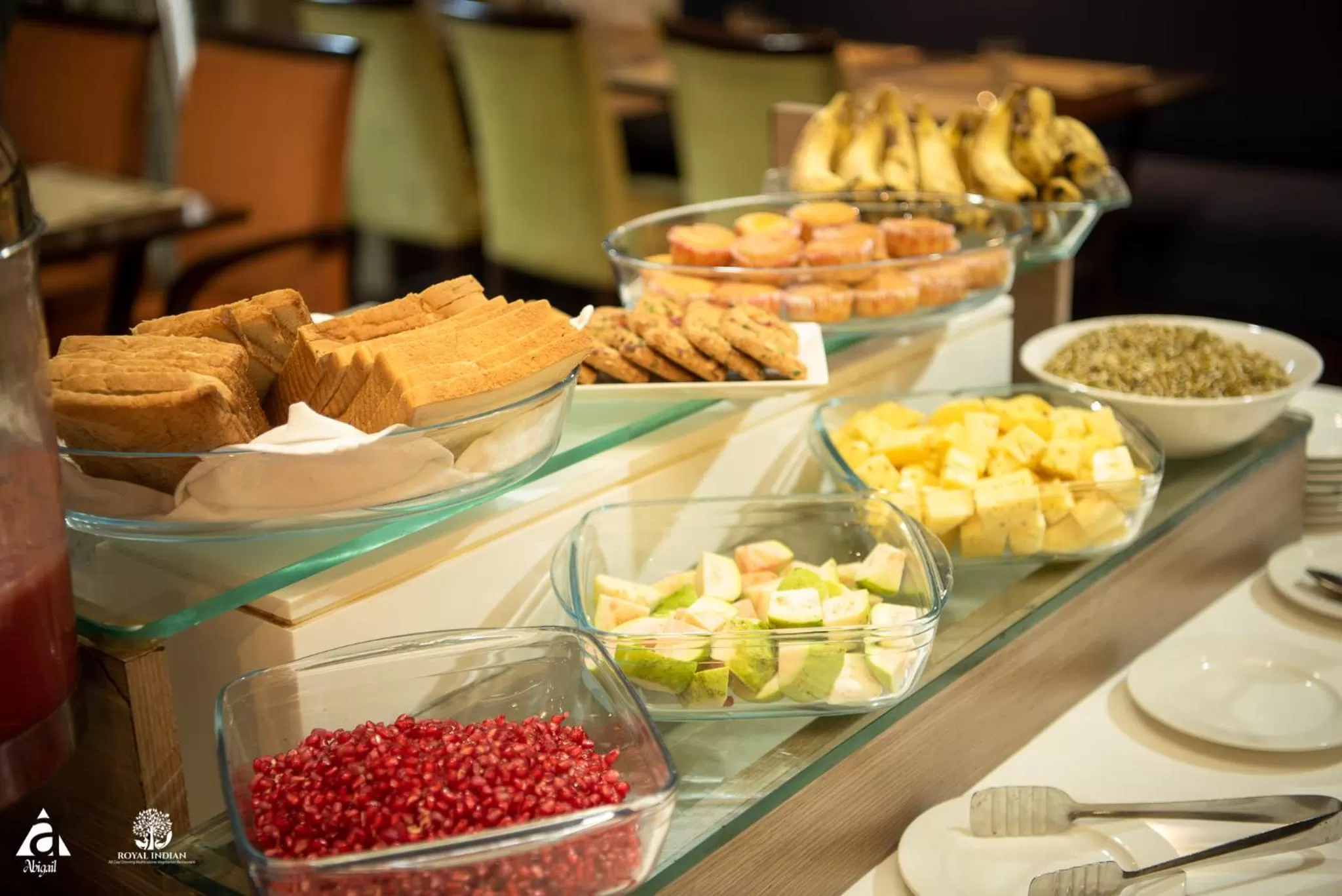 Buffet breakfast in Hotel Abigail Goradia's