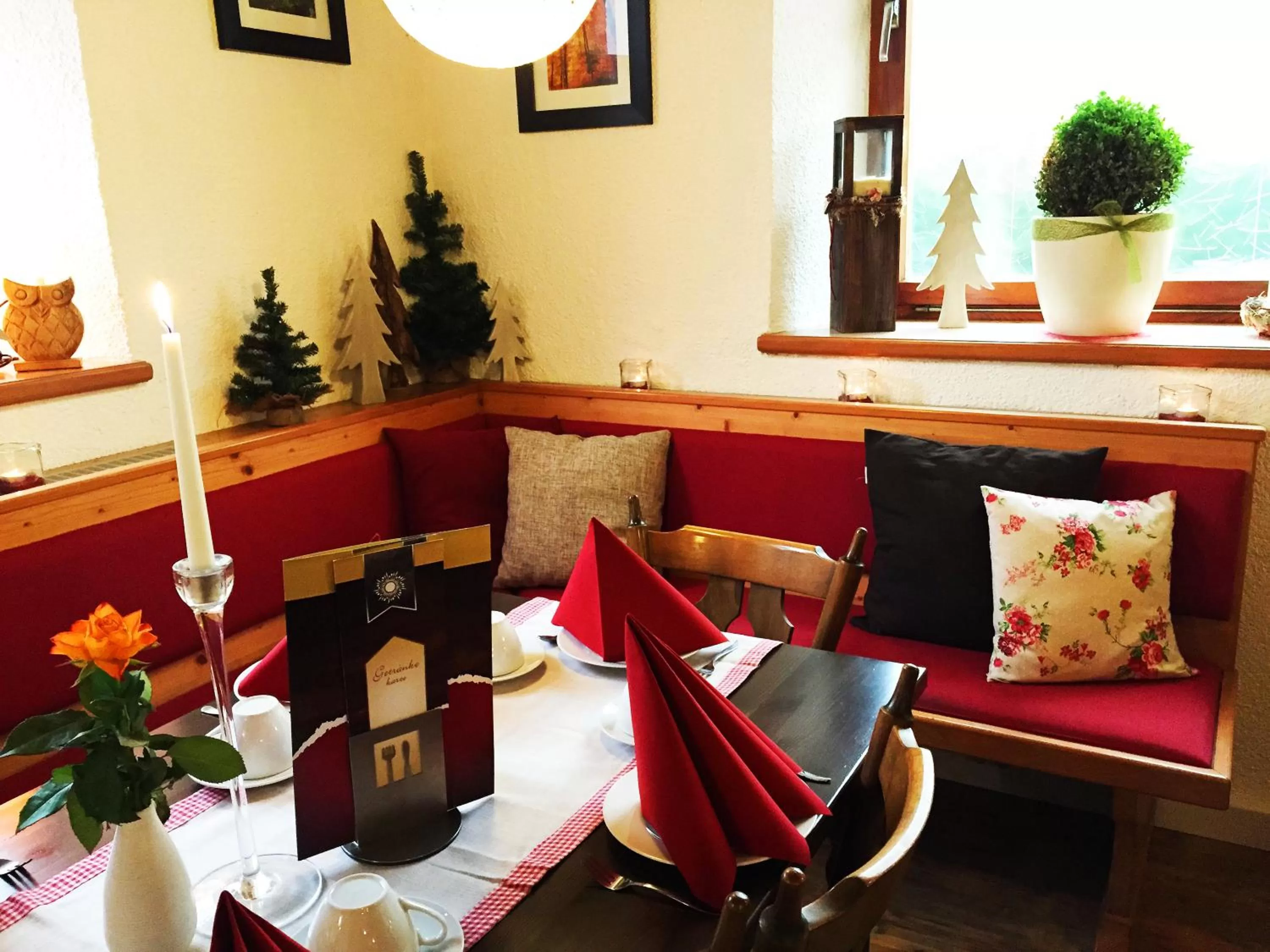 Restaurant/places to eat in Hotel Landgasthof Sonne