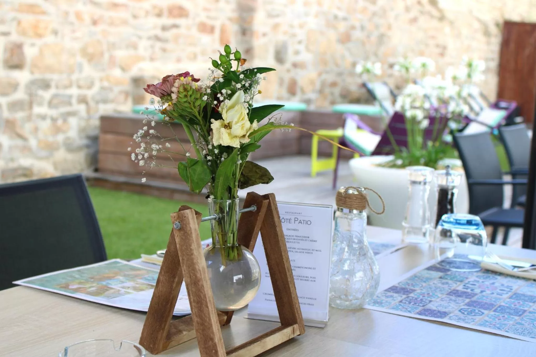 Restaurant/places to eat in Best Western Plus Hôtel Vannes Centre Ville