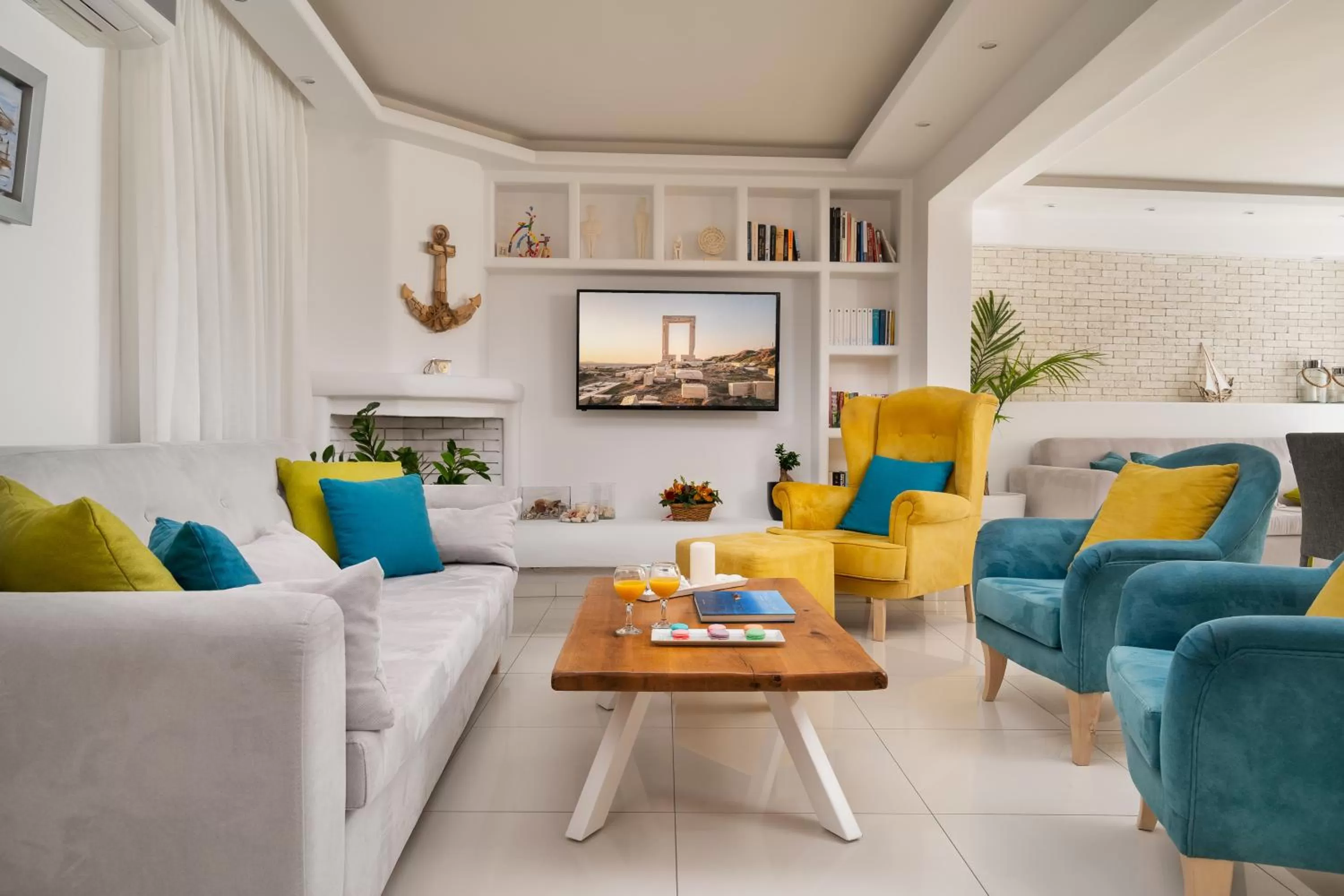 Seating area in Polis of Naxos