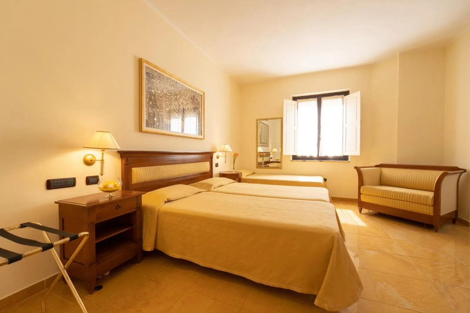 Bedroom, Bed in Hotel Ristorante Vecchia Vibo