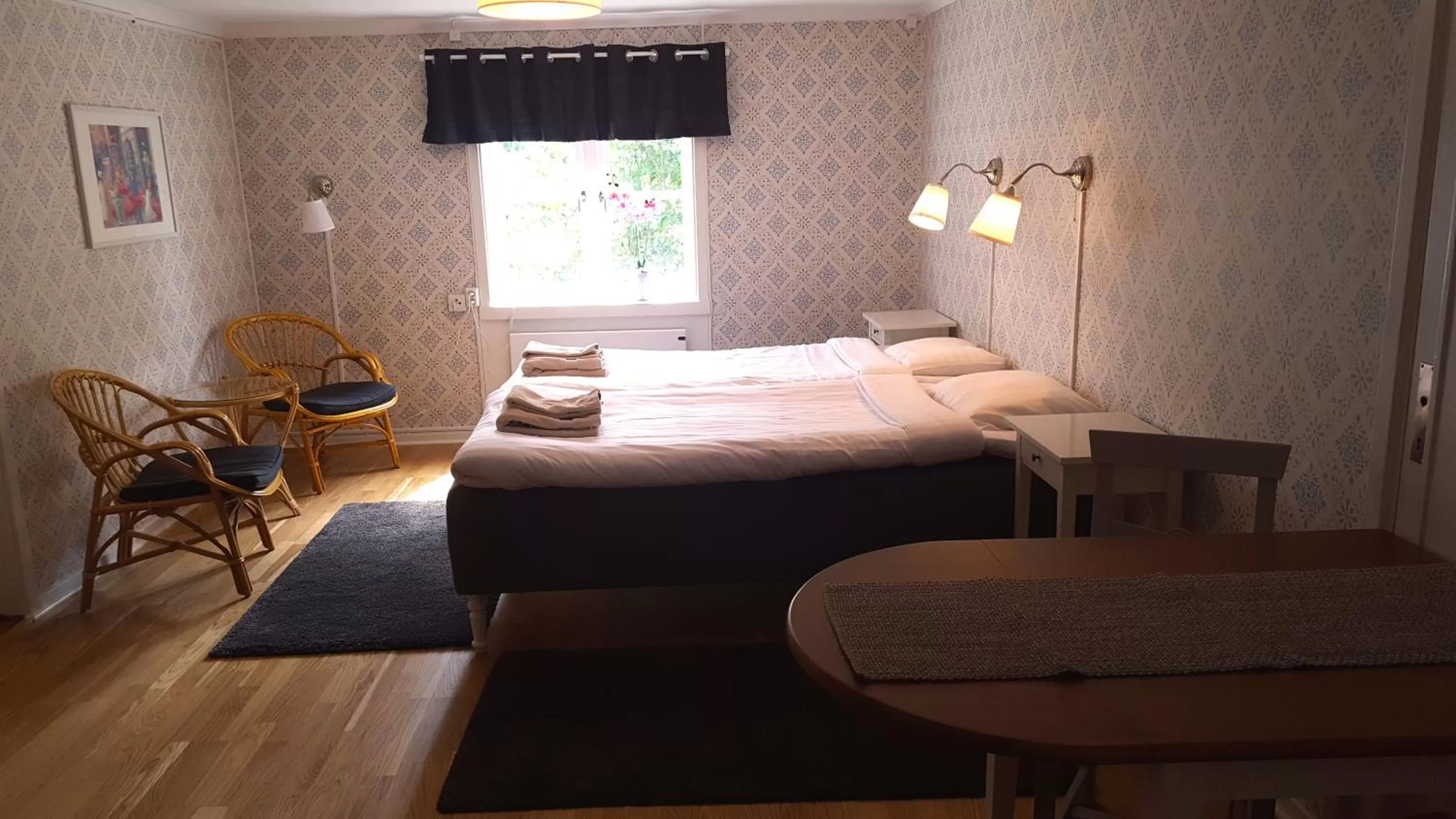 Photo of the whole room, Bed in Långshyttans Brukshotell