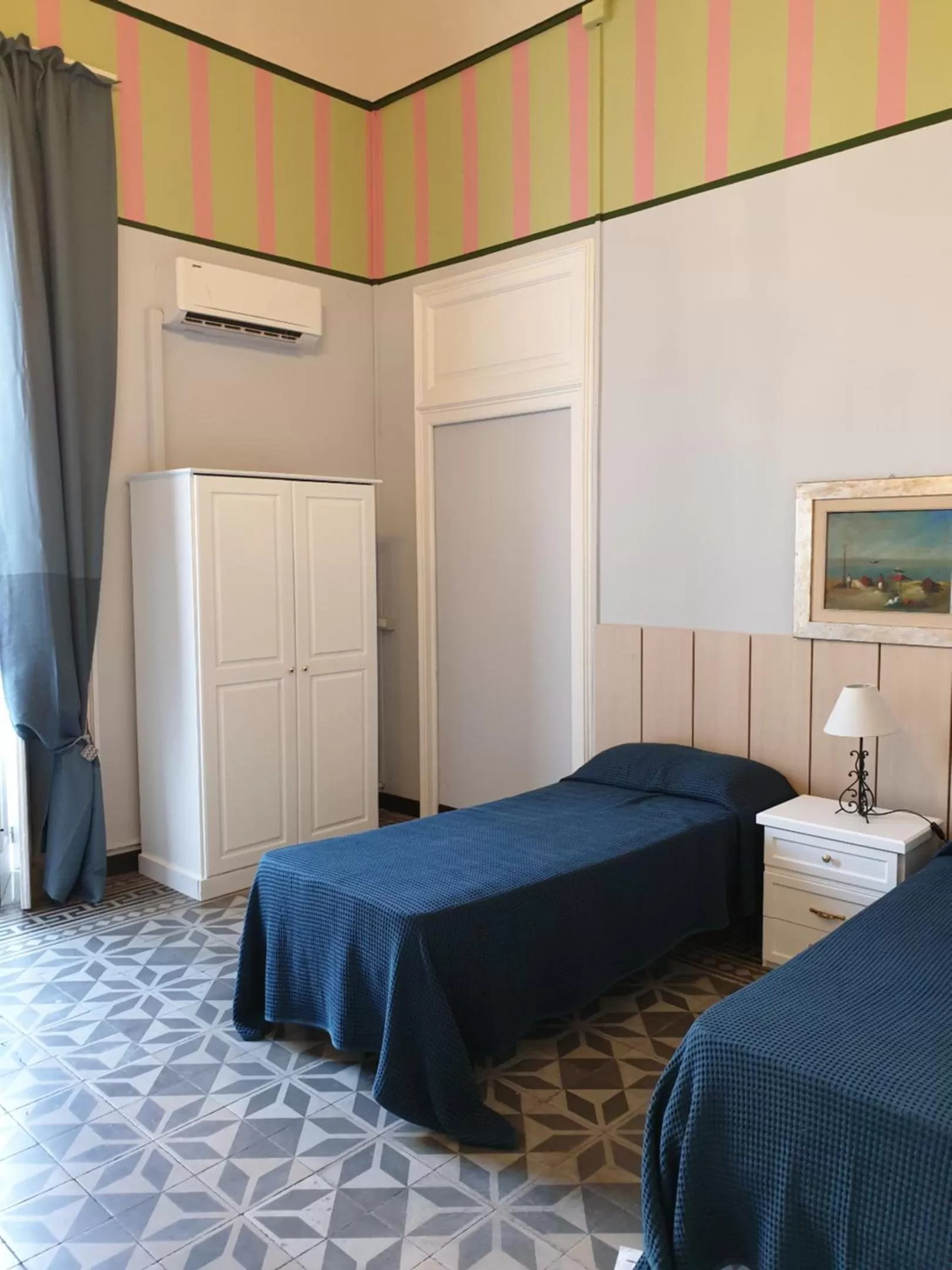 Bed in varcOrtigia Bed and Breakfast