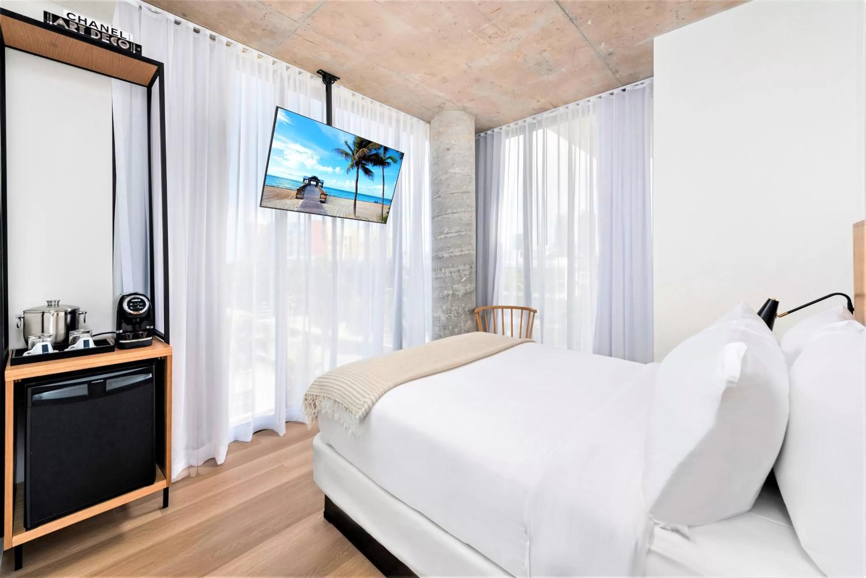 Bed in Urbanica Fifth