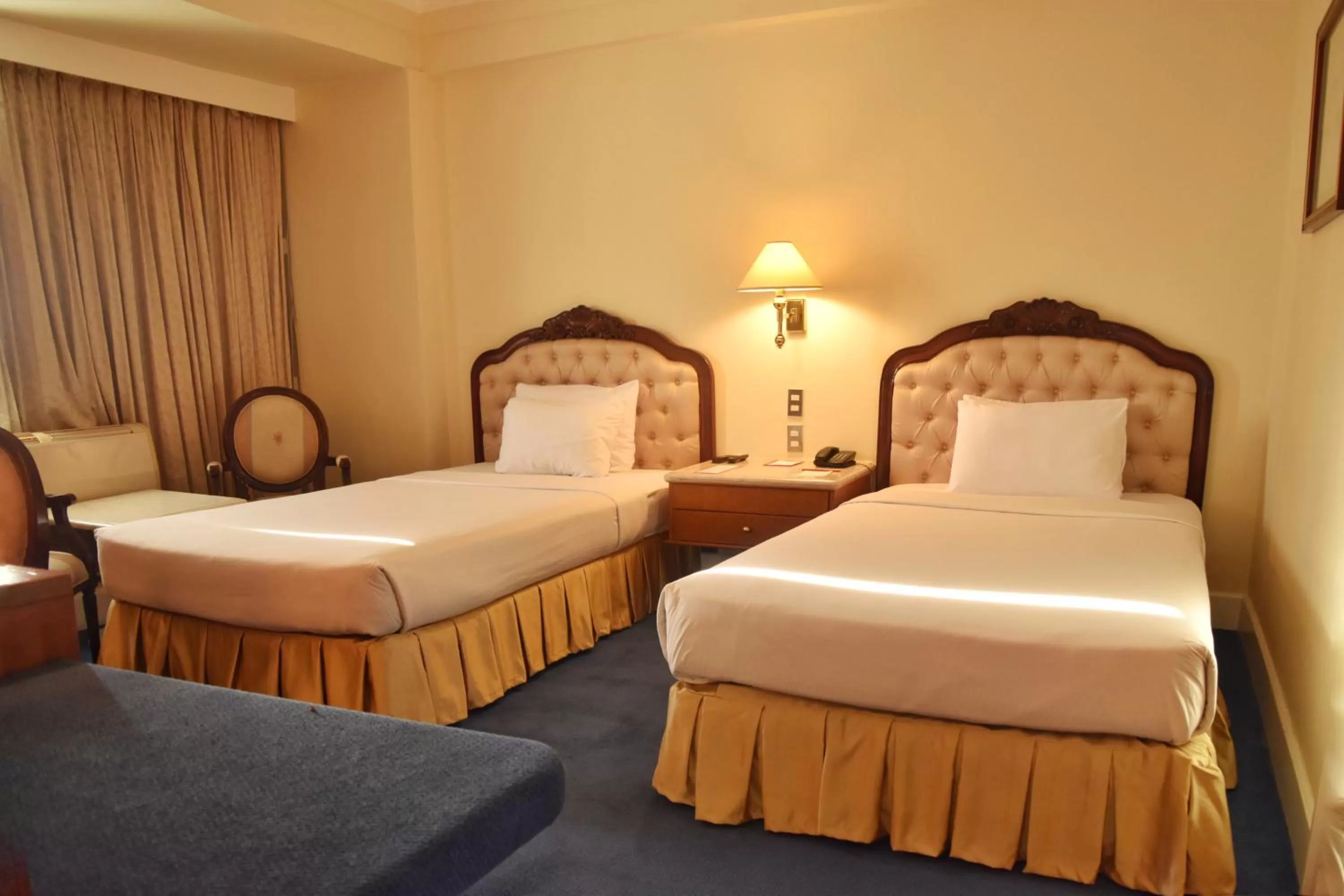 Bed in Manila Prince Hotel