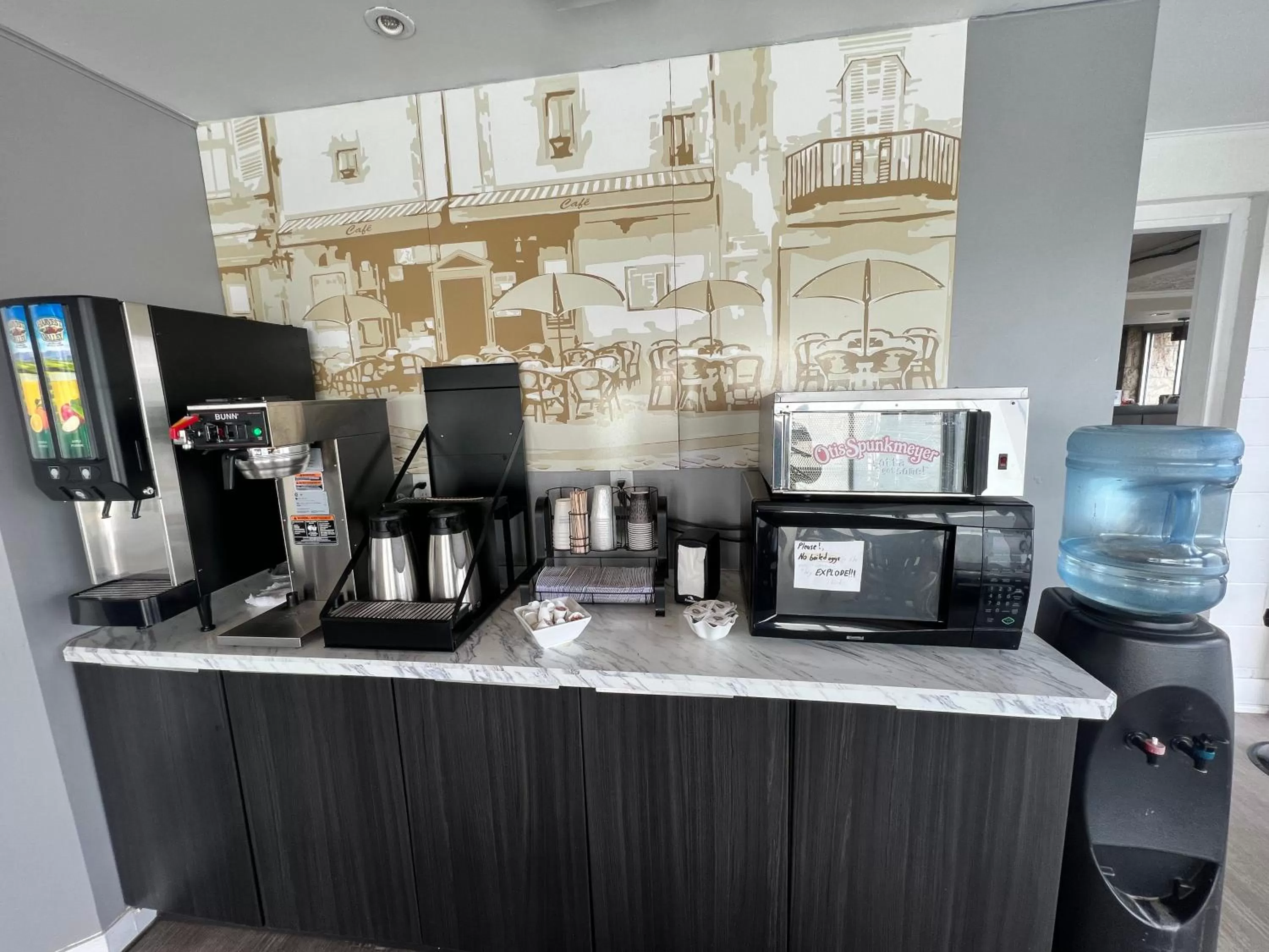 Breakfast in Thriftlodge Saskatoon