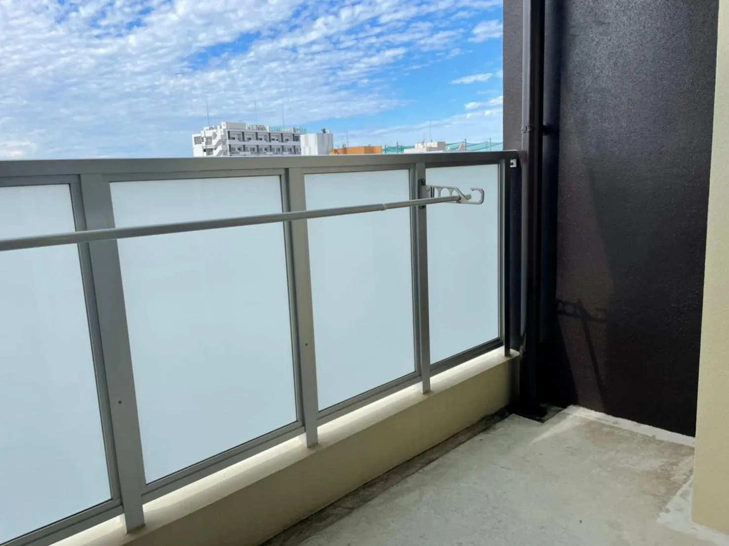 Balcony/Terrace in New Normal Hotel in NAMINOUE ニューノーマルホテルイン波の上