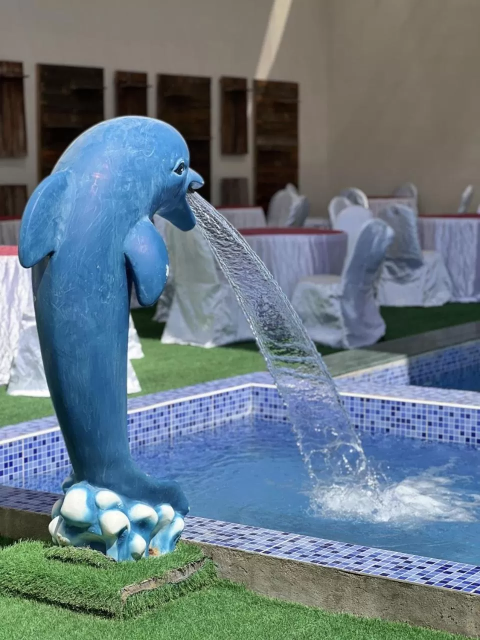 Swimming pool in Ibra Plaza Hotel