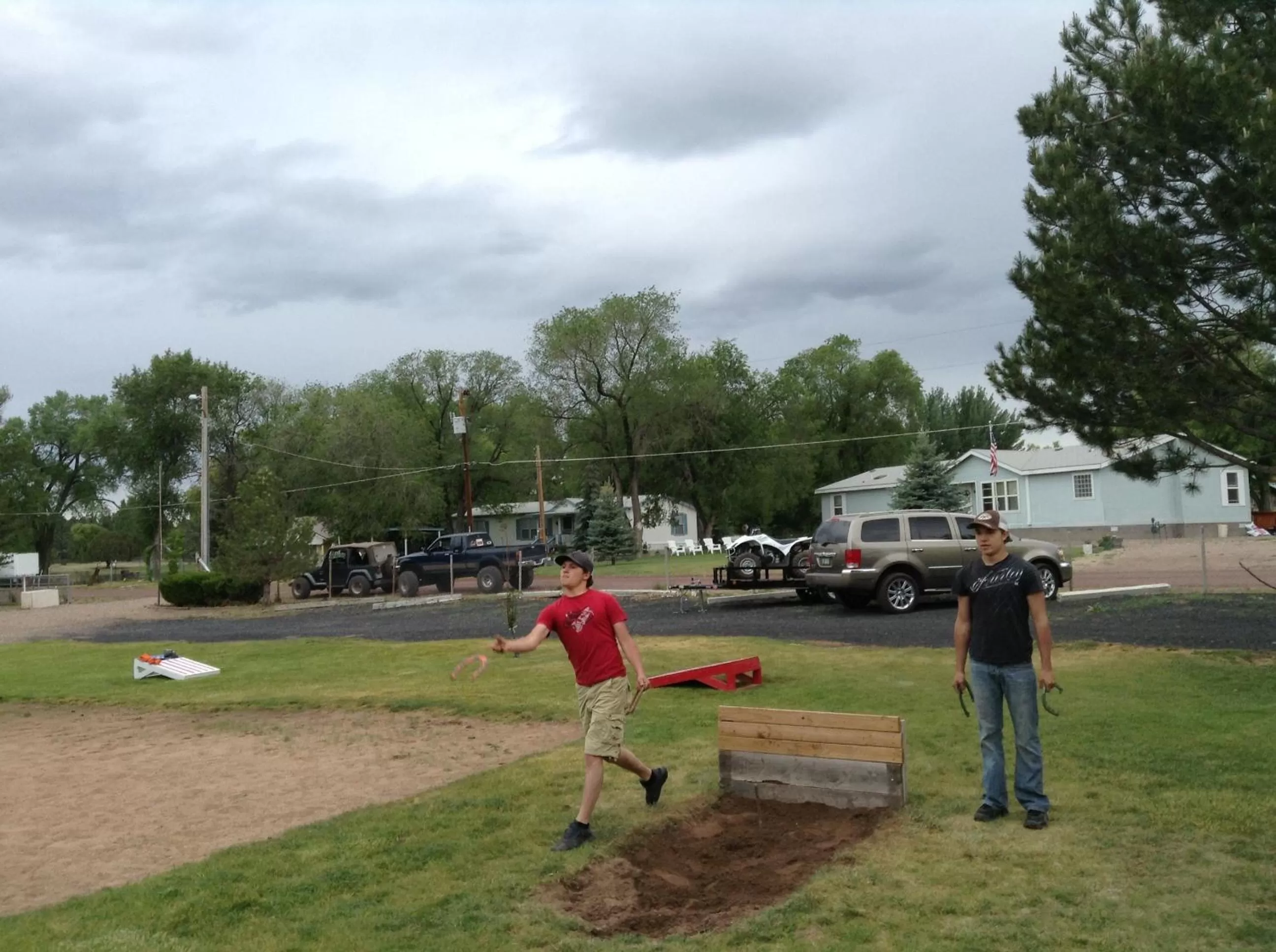 Area and facilities in Rainbows End Fishing Resort
