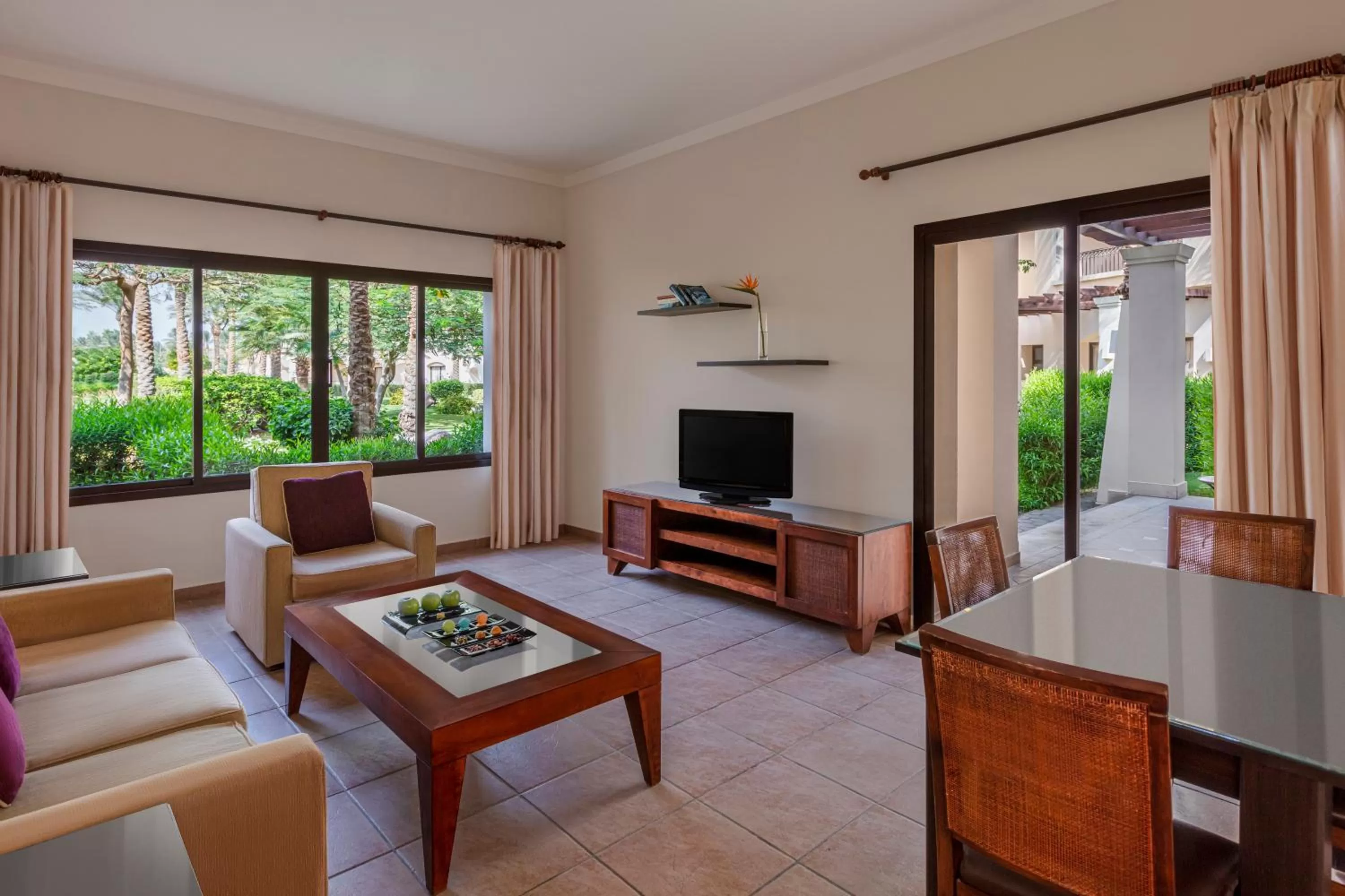 Living room in JAZ Neo Saraya Palms