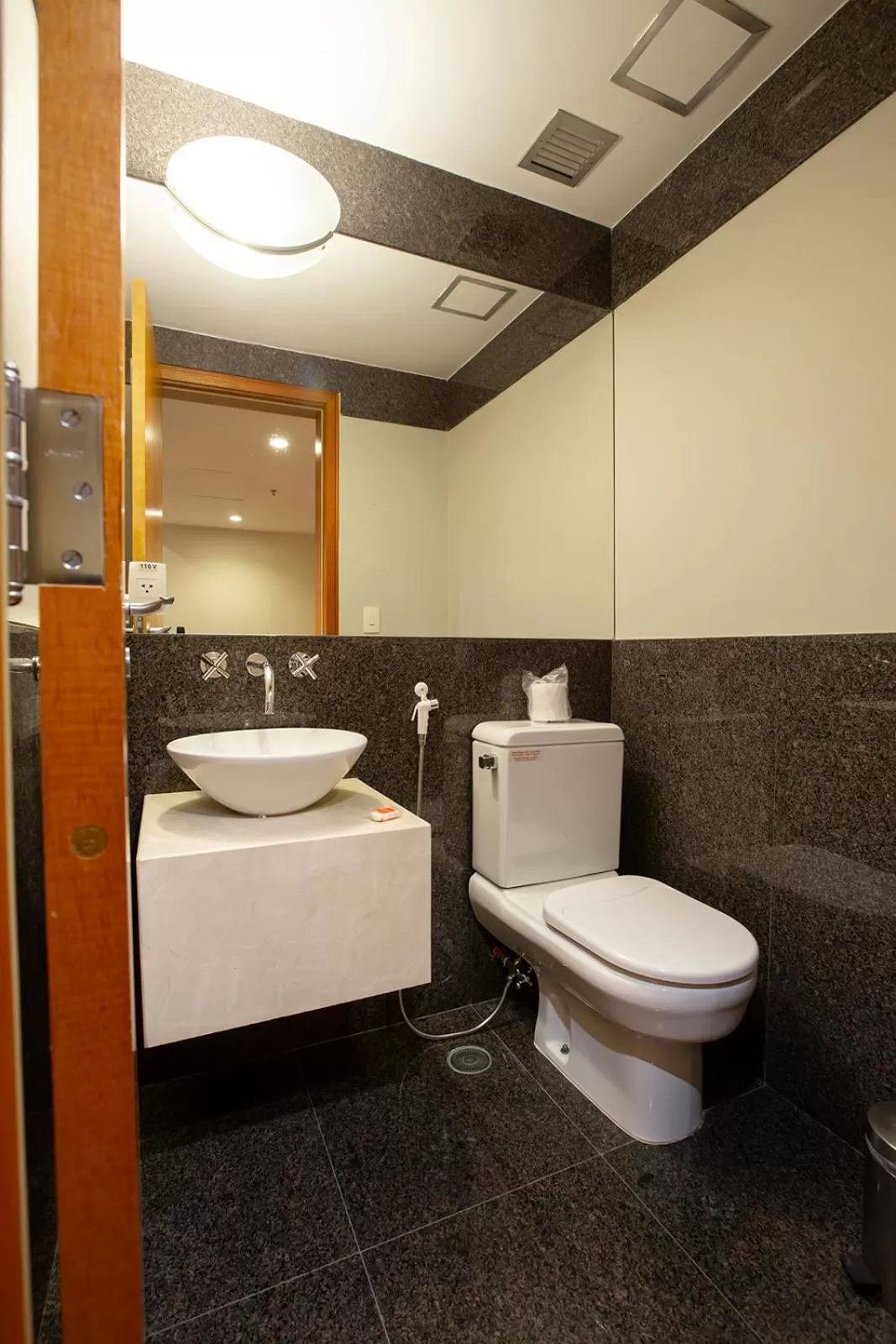 Golden Tower Pinheiros by Fênix Hotéis