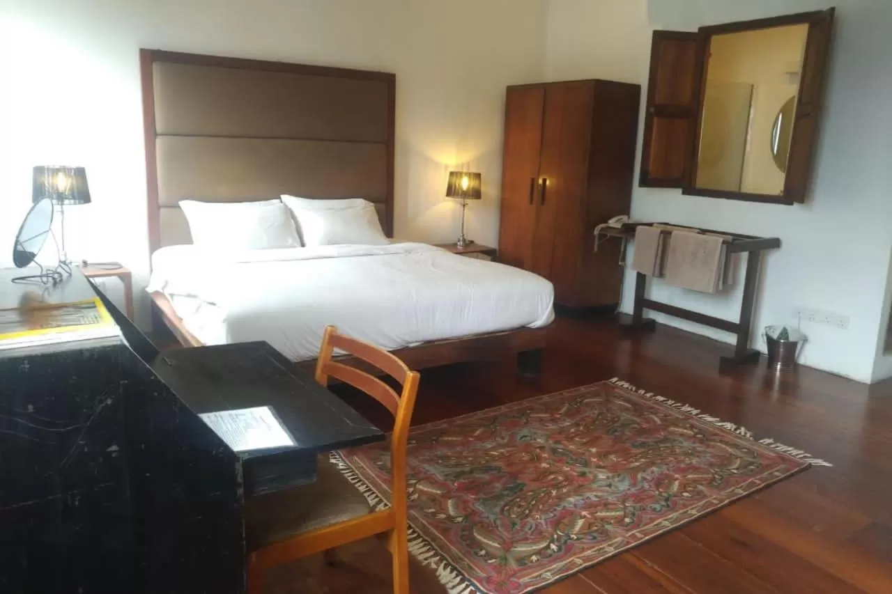 Bed in Ren I Tang Heritage Inn