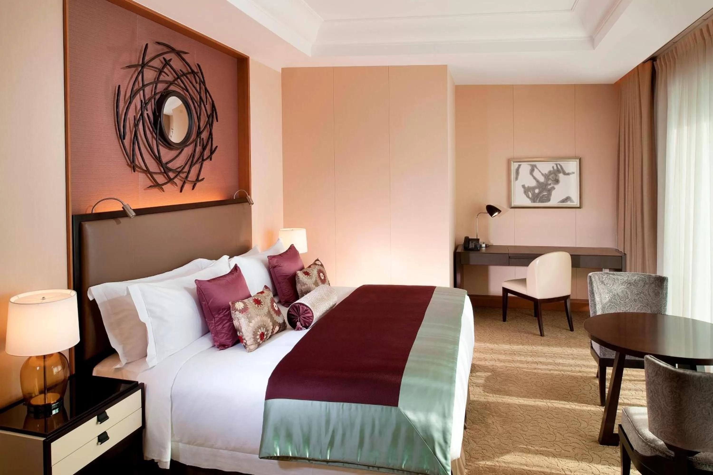 Bedroom, Bed in The St. Regis Osaka