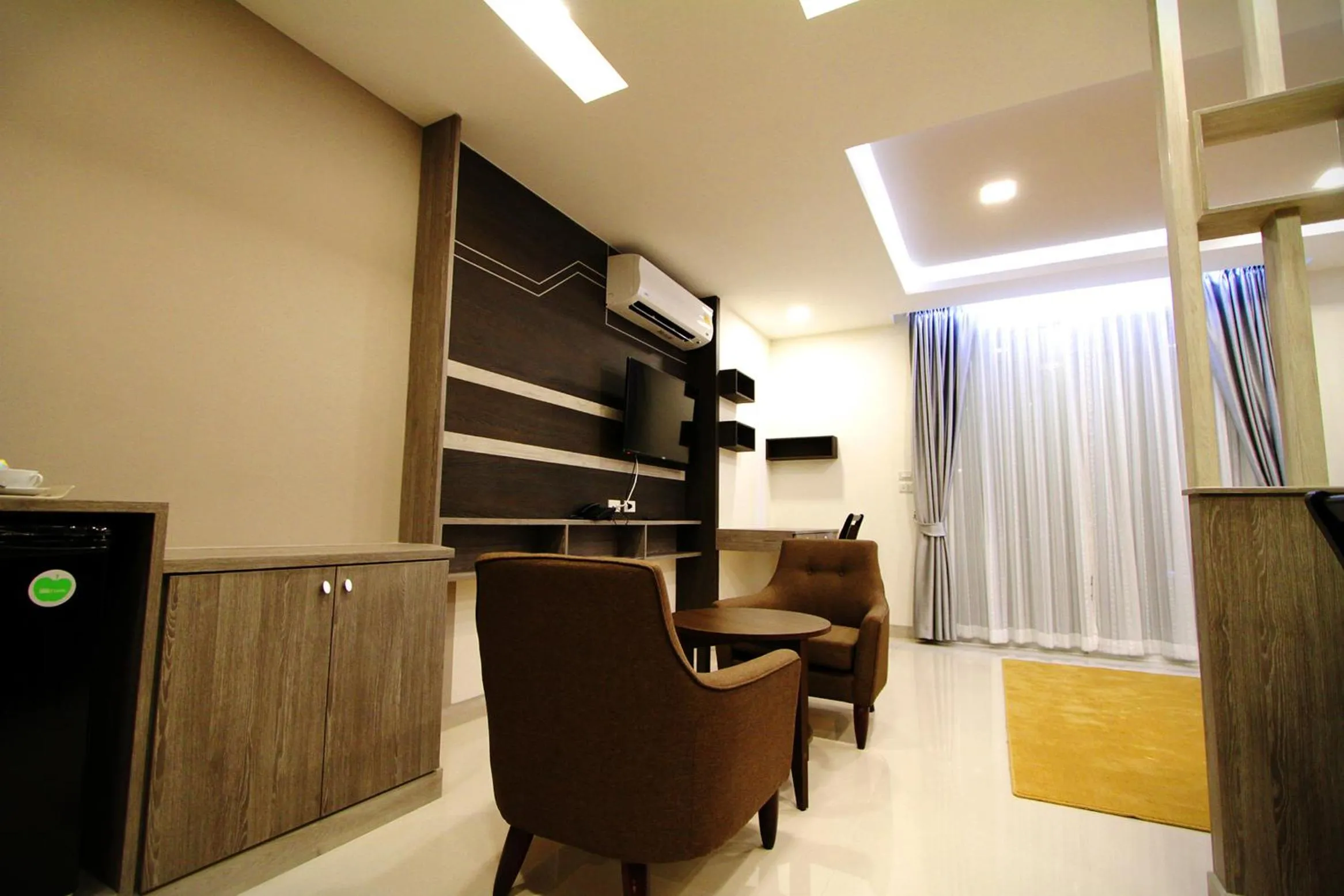 The Contrast i Hotel