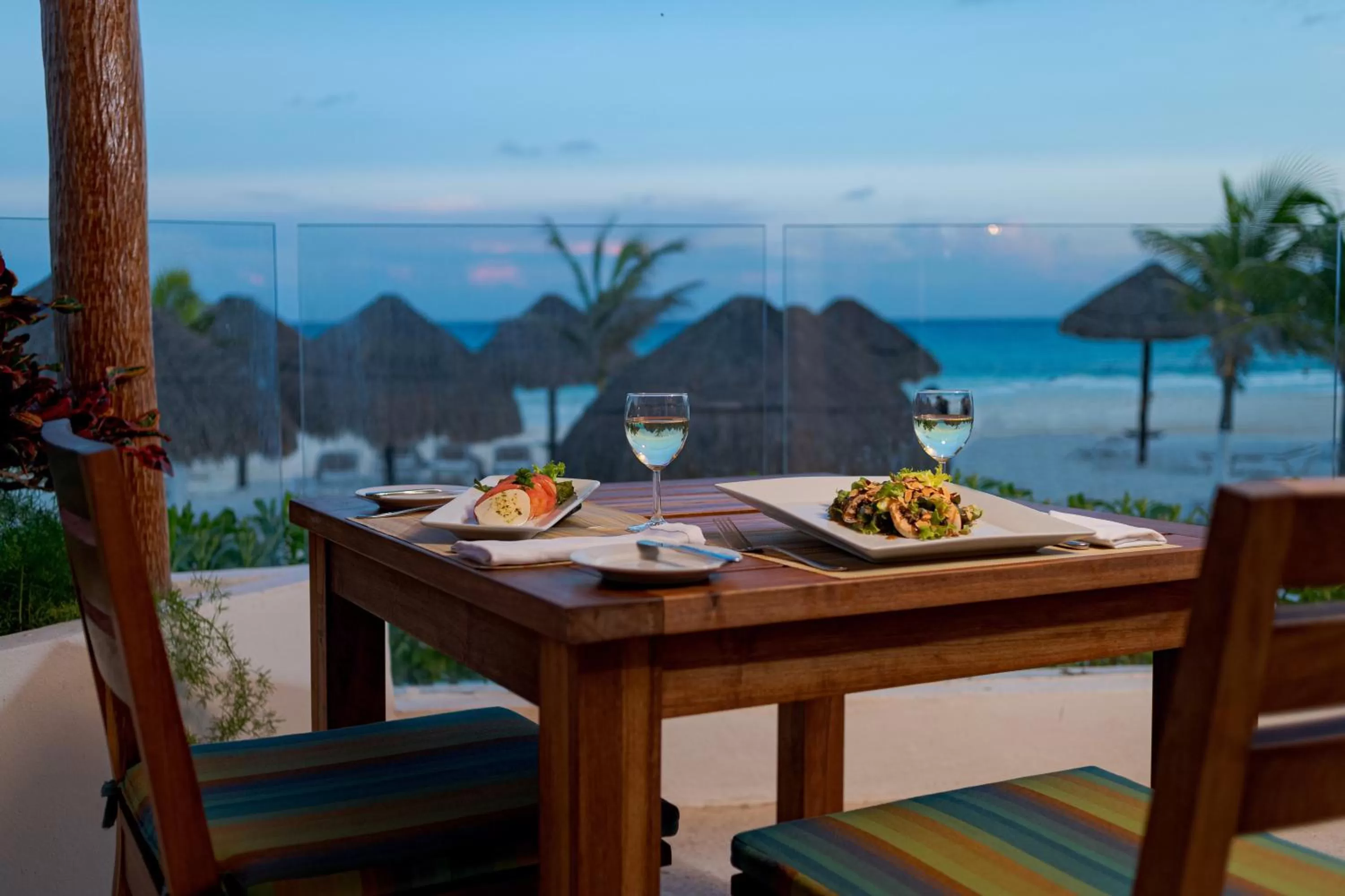 Restaurant/places to eat in Krystal Cancun