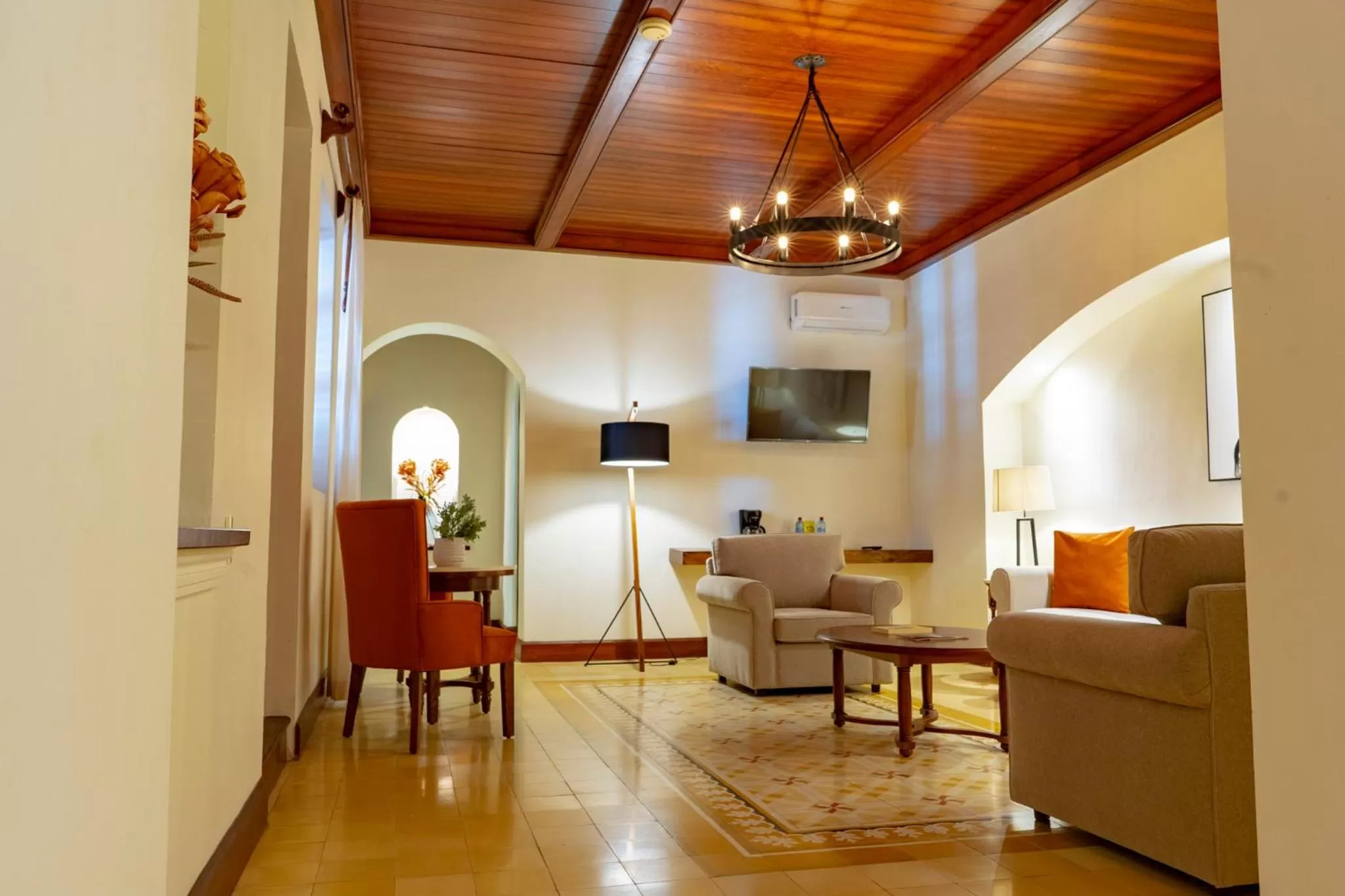 Communal lounge/ TV room in Nukari Quinta Boutique