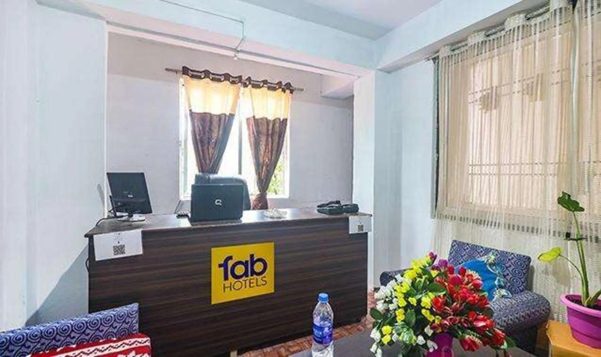 Lobby or reception in FabExpress Laxmi Niwas