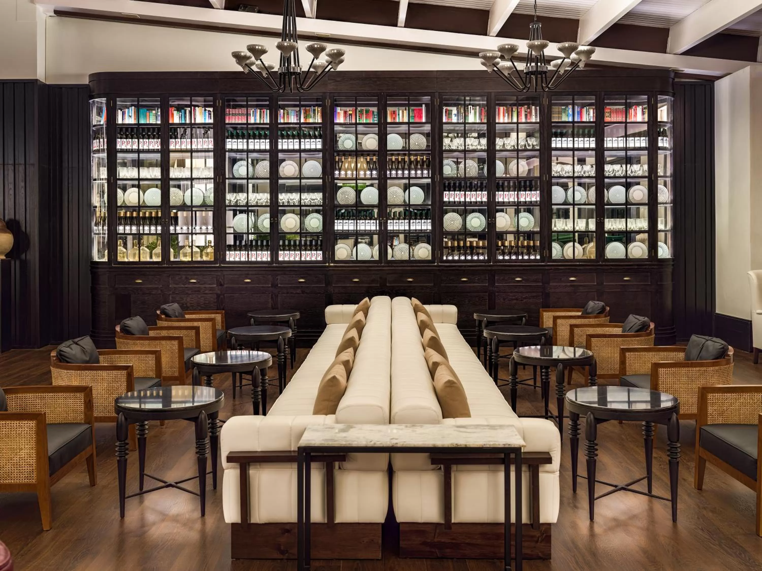 Lounge or bar in H10 Rubicón Horizons Collection