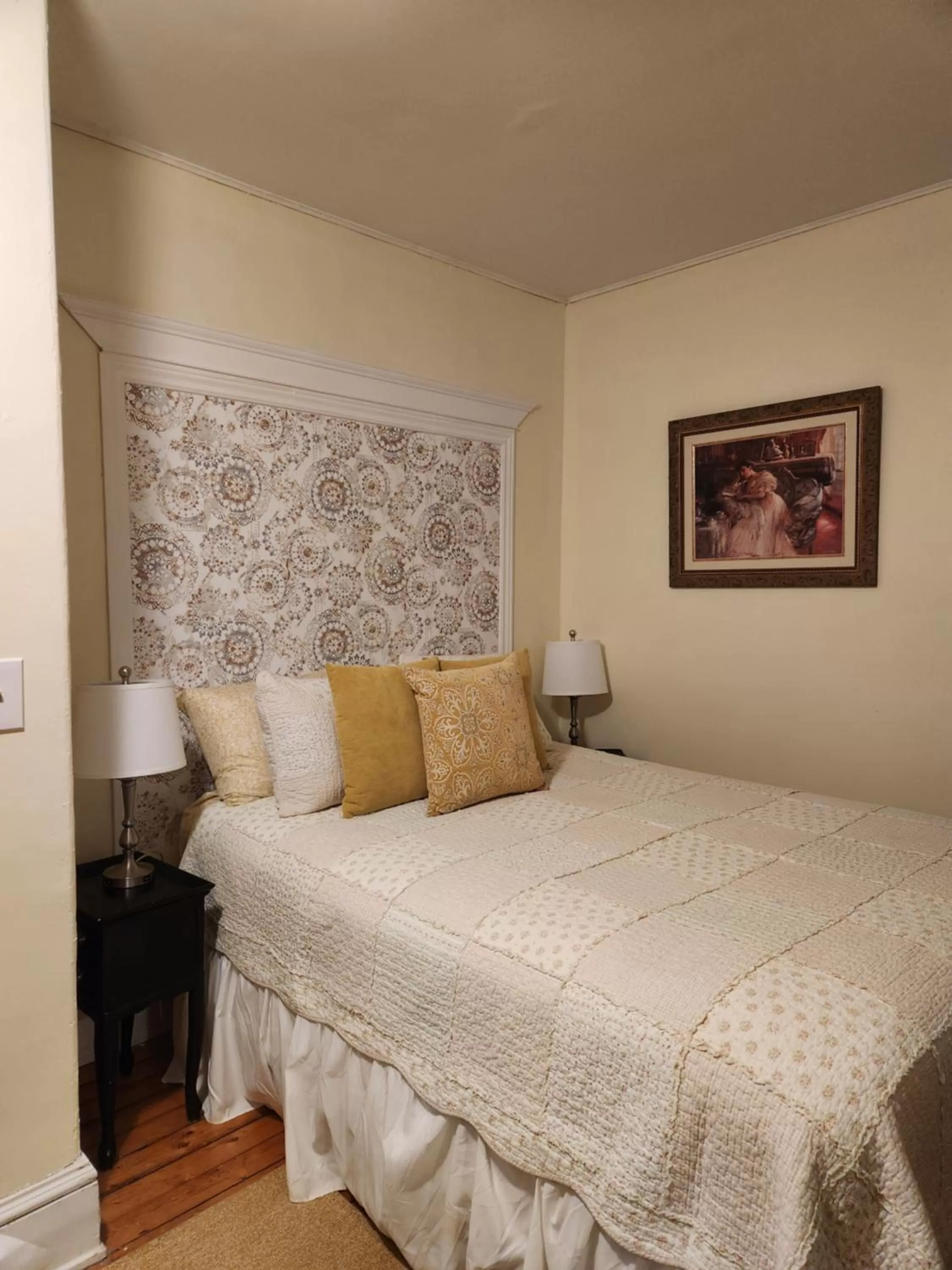 Bedroom in The Home Place Inn