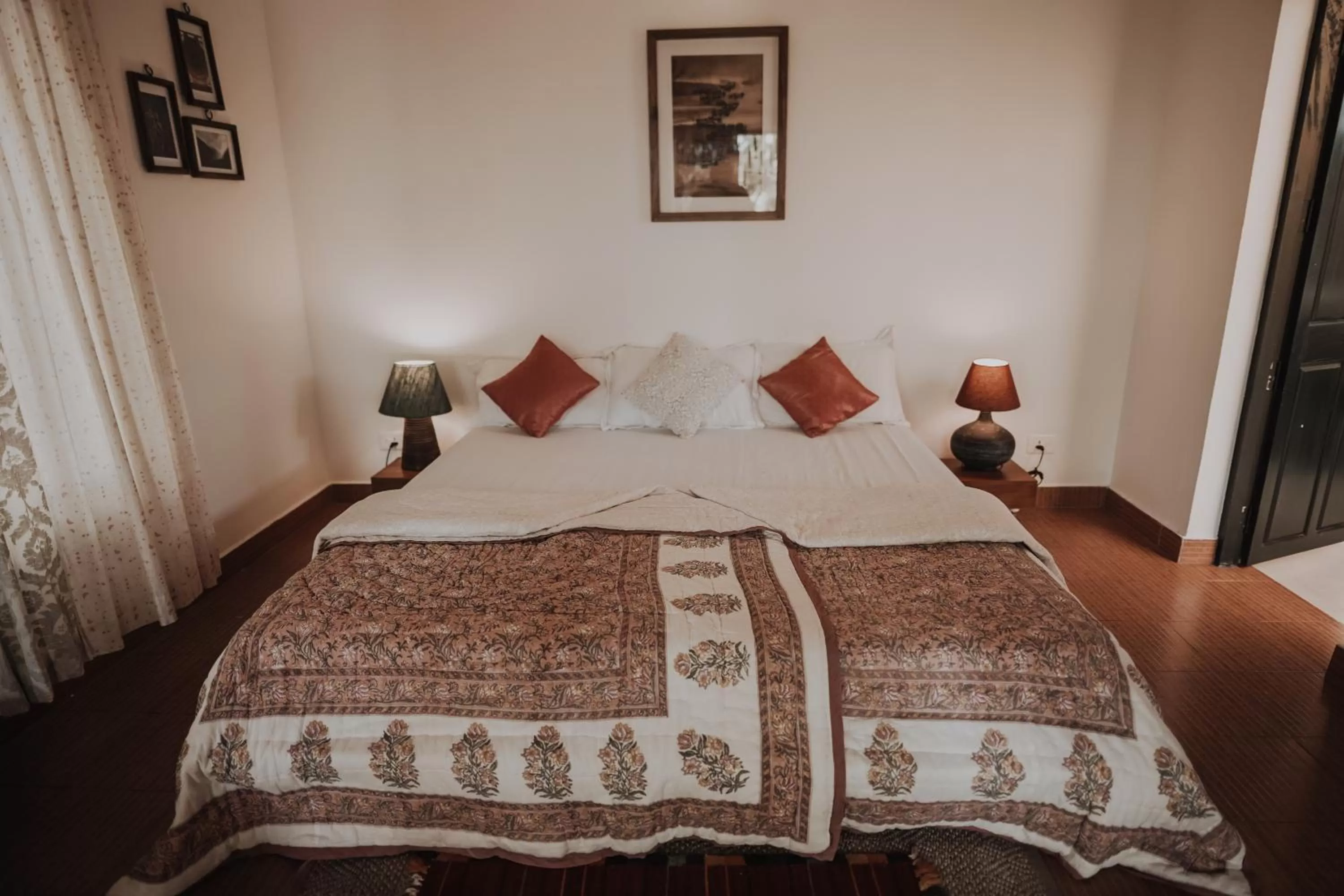 Bedroom, Bed in Villa Akasa