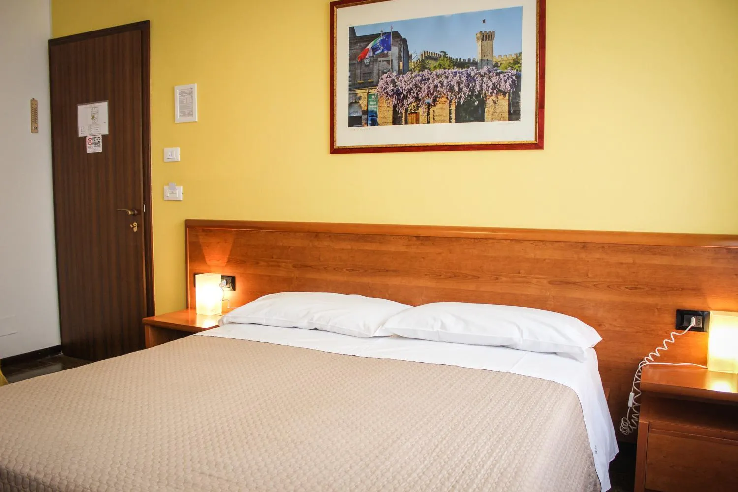 Bed in Hotel Centrale