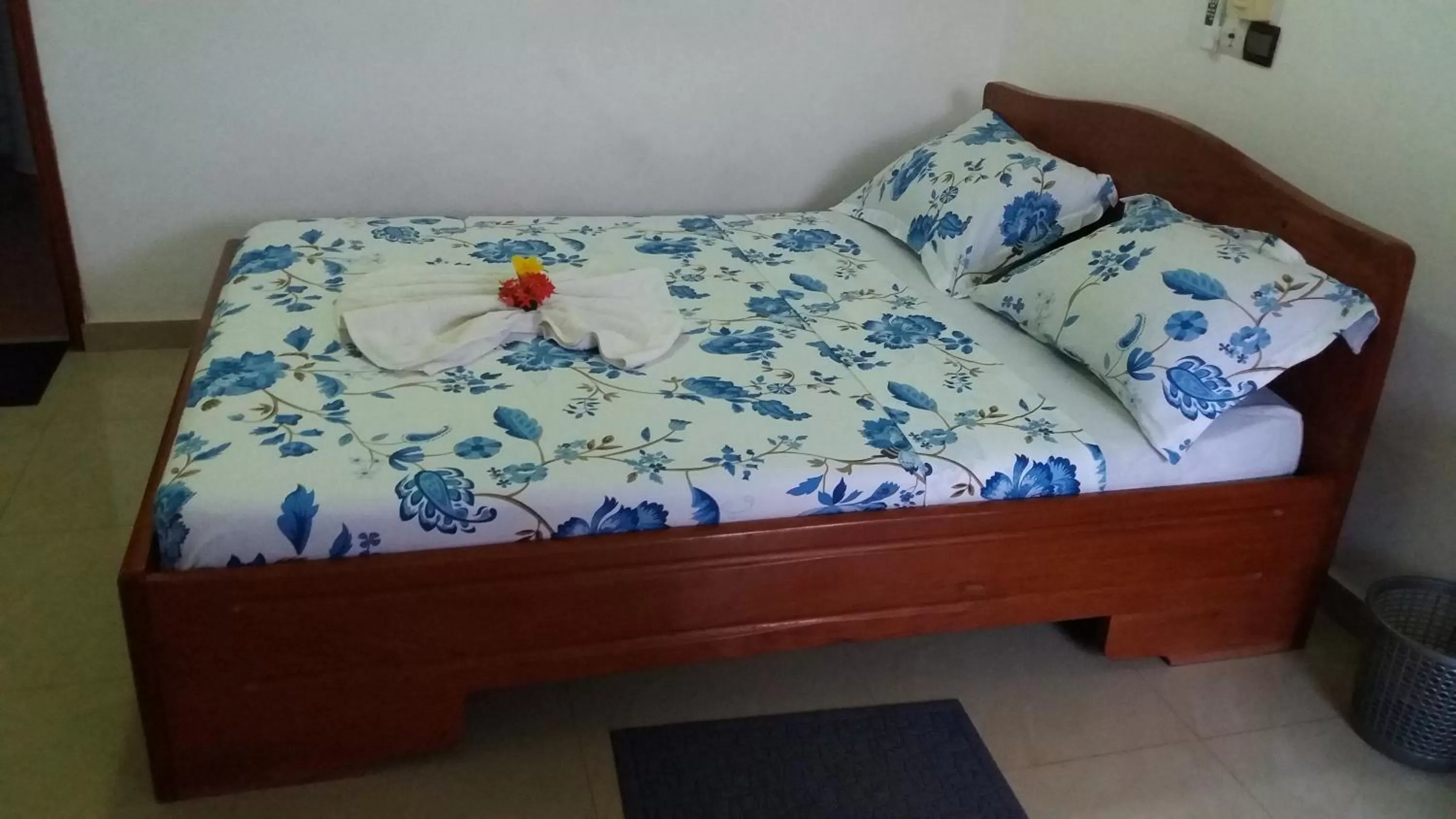 Property building, Bed in Chez Sabine