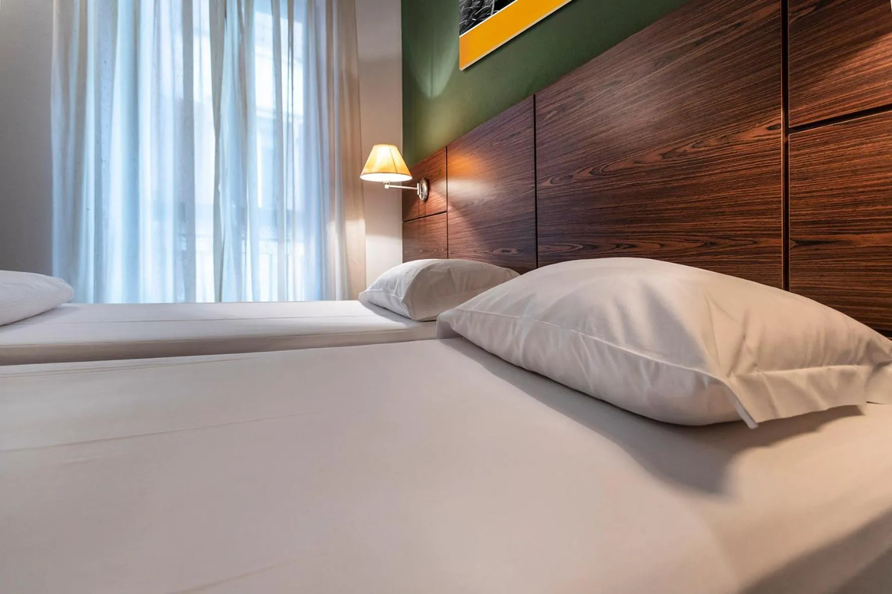 Bed in Hotel Lago Di Garda