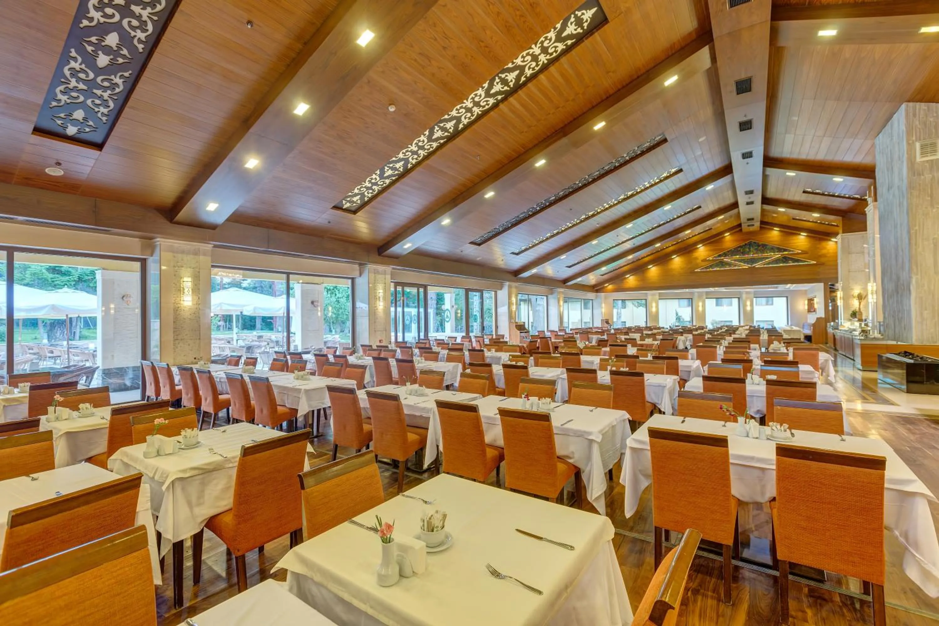 Restaurant/places to eat in Buyuk Abant Hotel