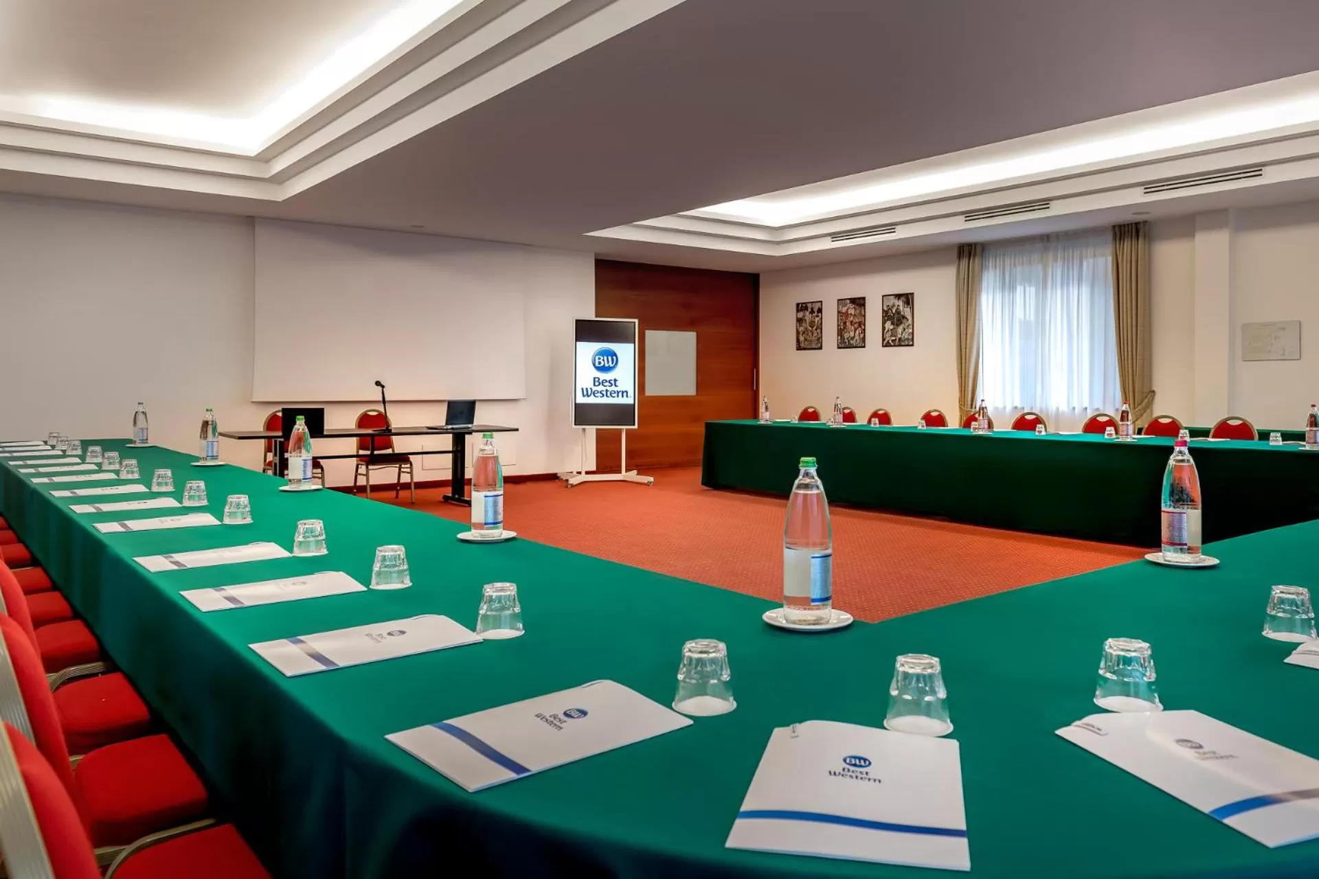 Business facilities in Best Western Cavalieri Della Corona
