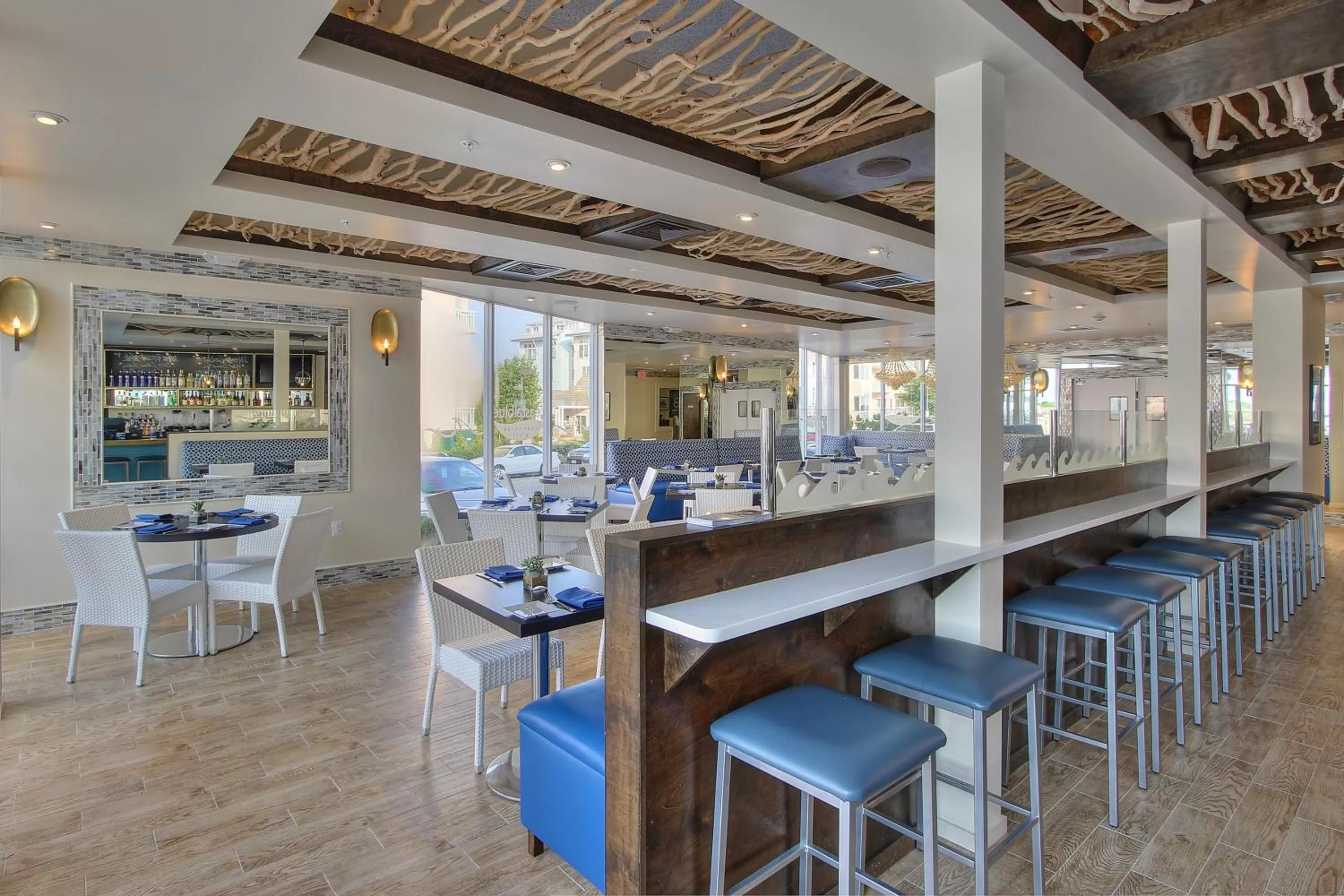 Restaurant/places to eat in ICONA Diamond Beach