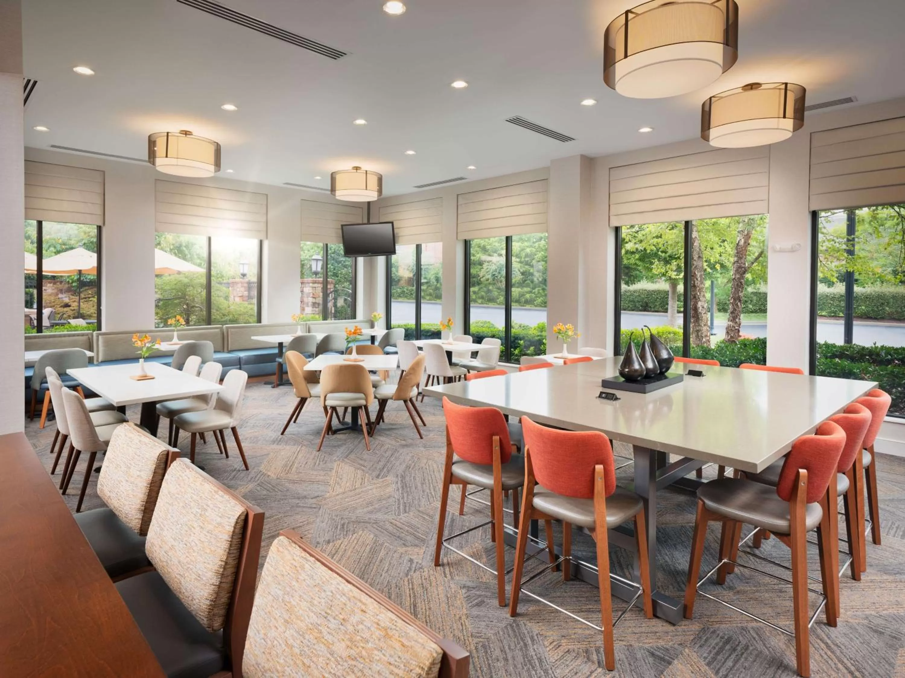 Restaurant/places to eat in Hilton Garden Inn Nashville/Franklin-Cool Springs