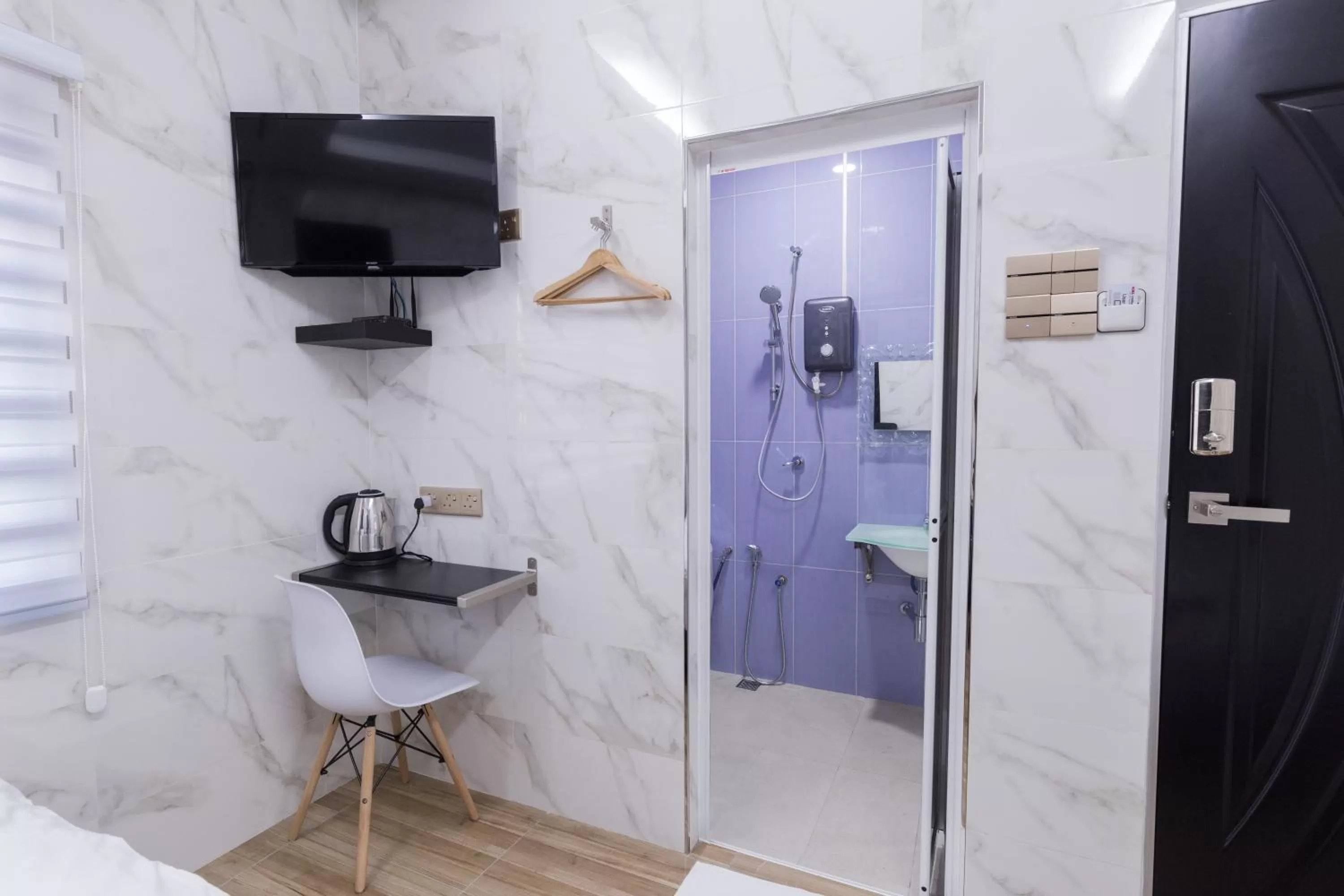 Photo of the whole room in Lee Luxury Home USM Penang