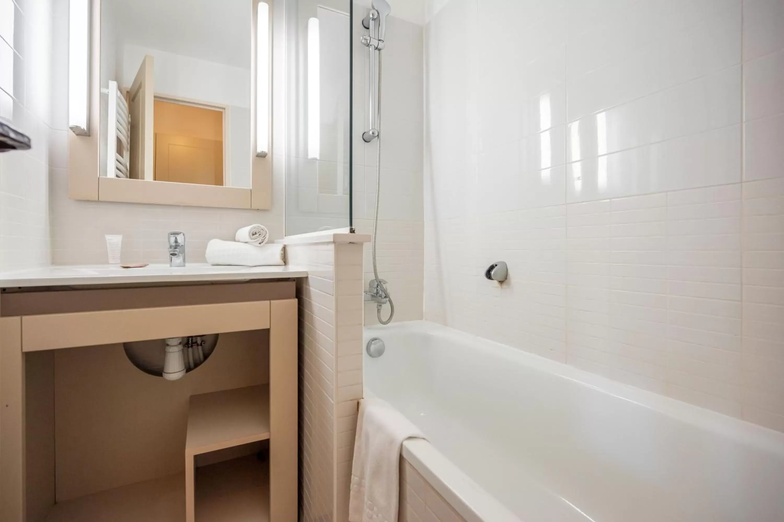 One-Bedroom Apartment with Terrasse or Balcony (4 people) in Résidence Pierre & Vacances L’Anse De Pramousquier One-Bedroom Apartment with Terrasse or Balcony (4 people) in Résidence Pierre & Vacances L’Anse De Pramousquier