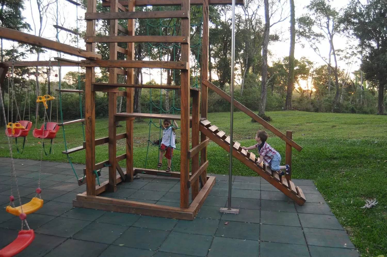 Children play ground in Gran Hotel Tourbillon & Lodge