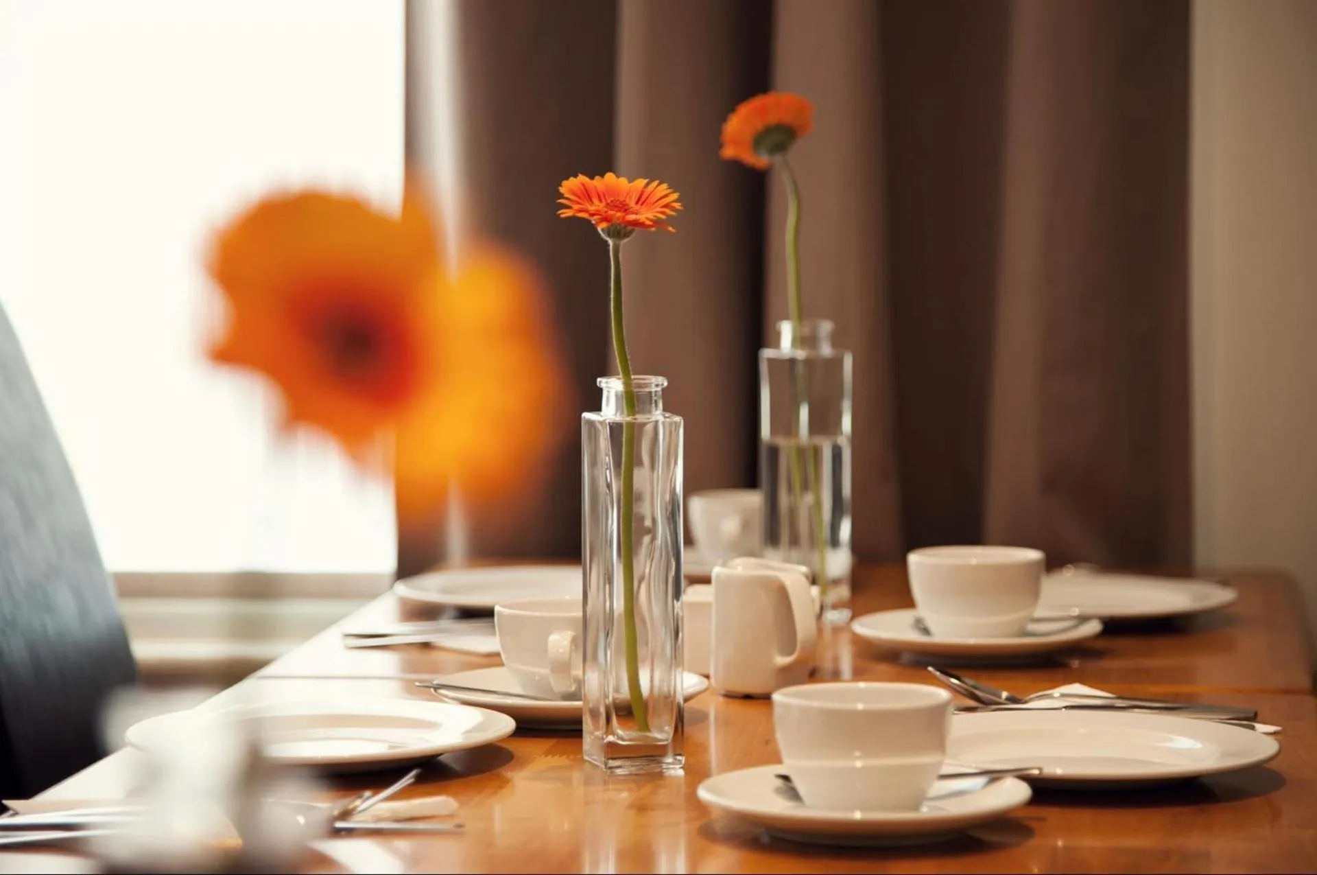 Restaurant/places to eat in The Burlington Hotel