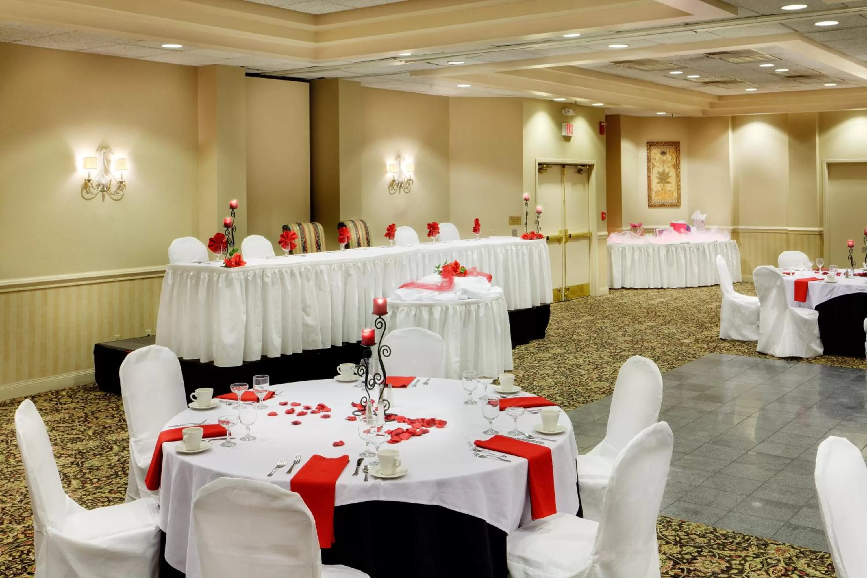 Banquet/Function facilities in Burrstone Inn, an Ascend Collection Hotel
