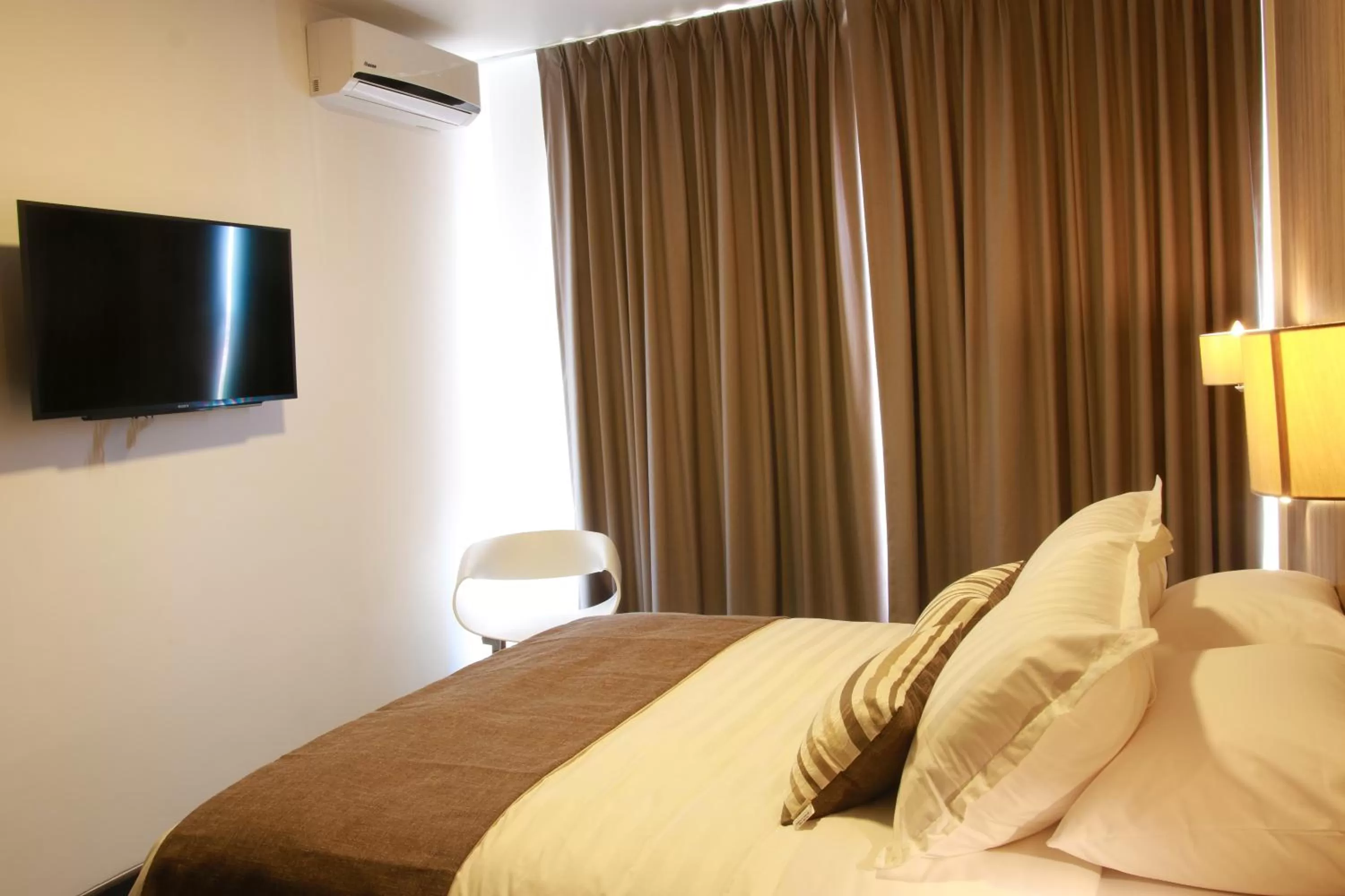 Bedroom, Bed in Urban Suites Apart Hotel