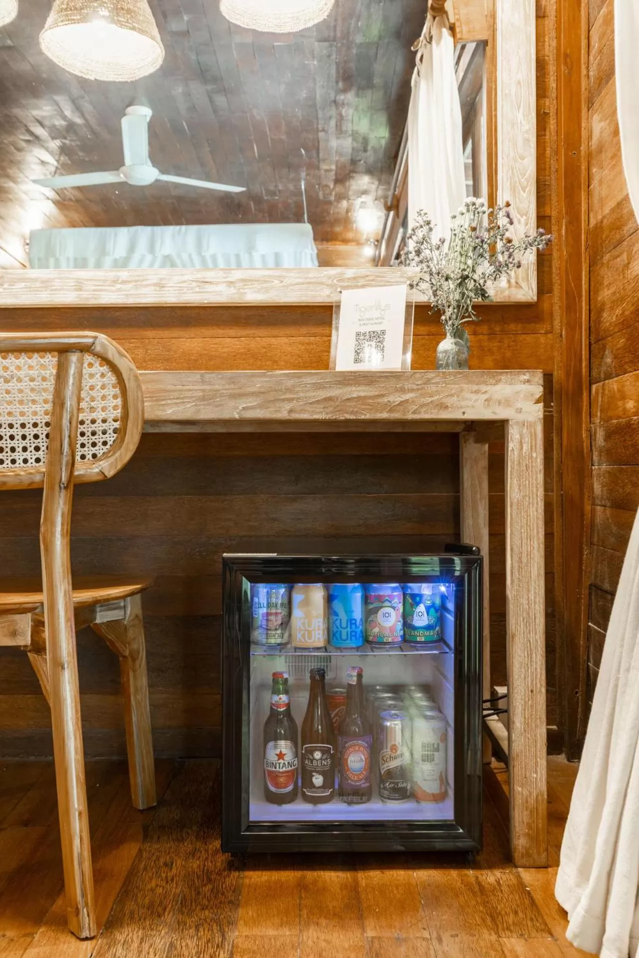 oven in Tigerlillys Boutique Hotel