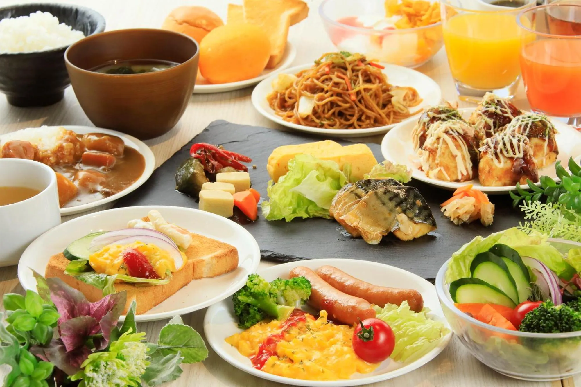 Restaurant/places to eat in S-peria Inn Osaka Hommachi