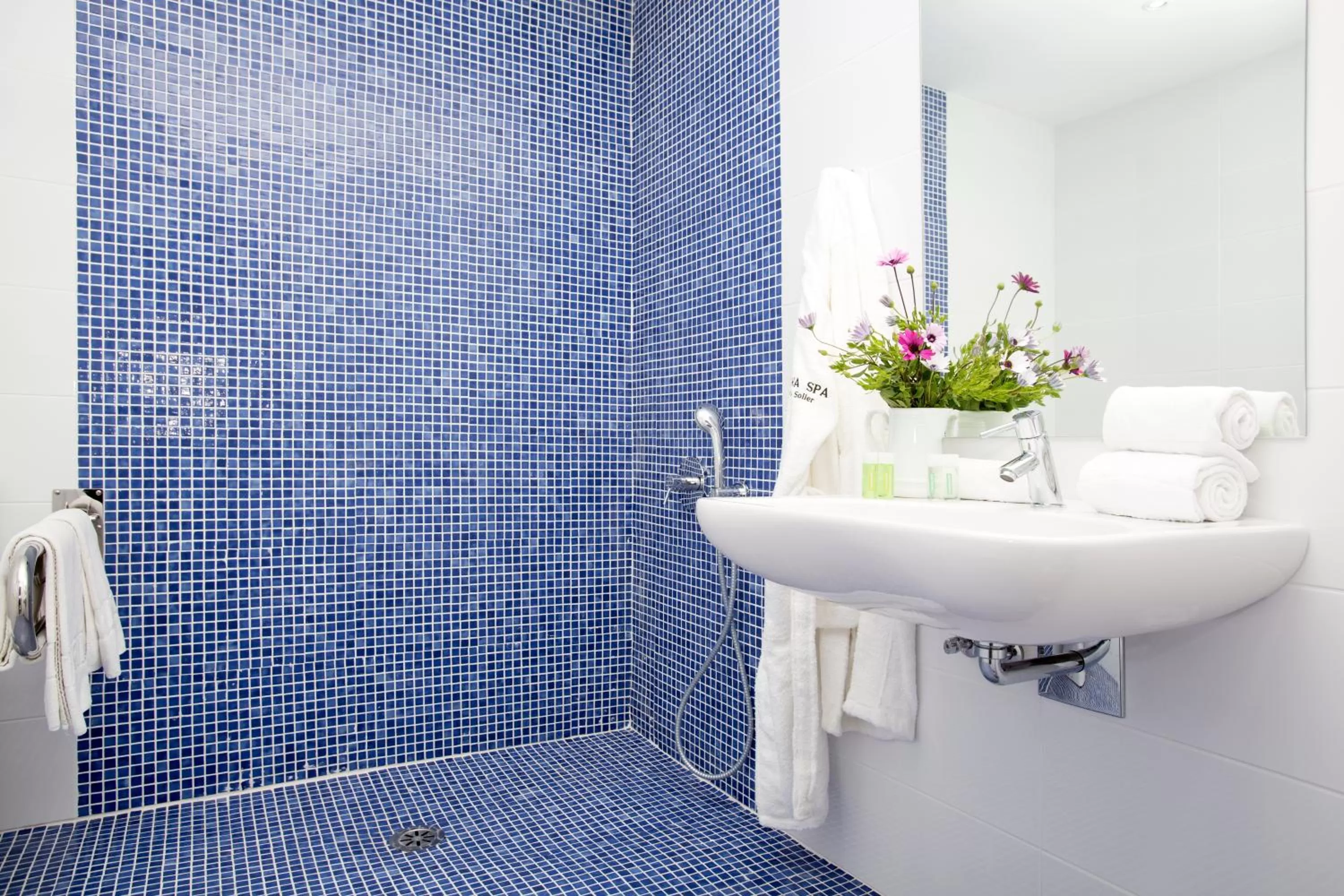 Bathroom in Hotel Marina