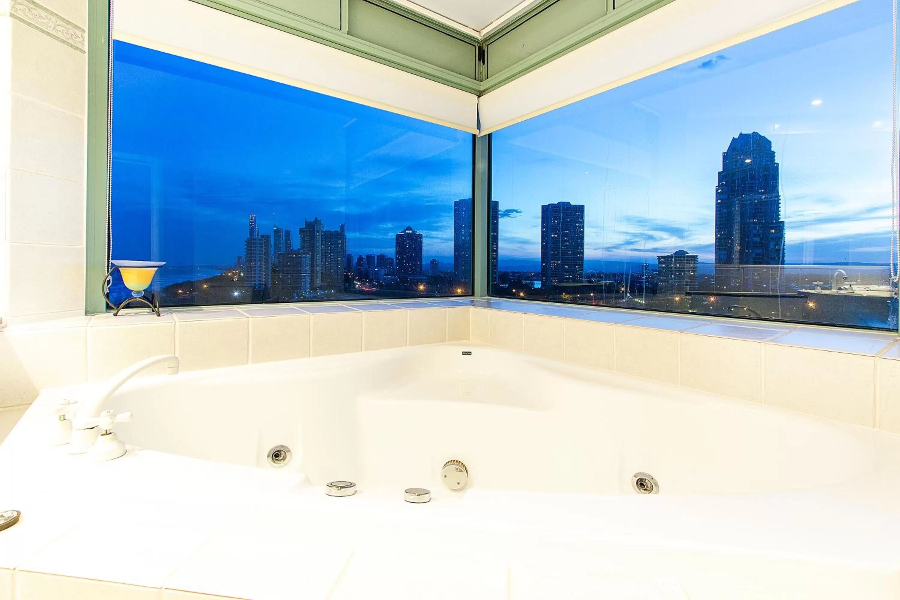 Bathroom in The Waterford on Main Beach